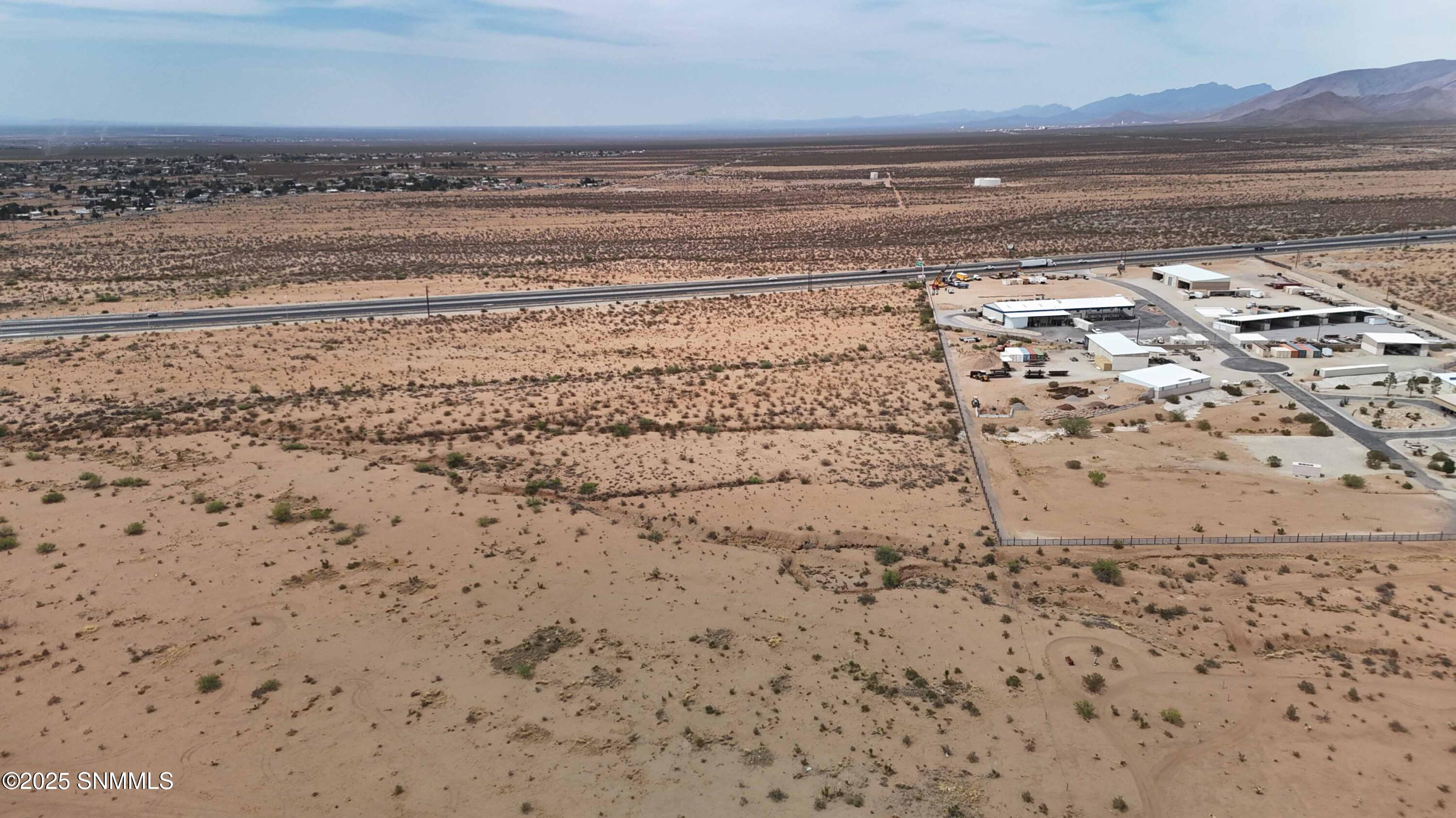 10840 E Bataan Memorial Property Photo 2