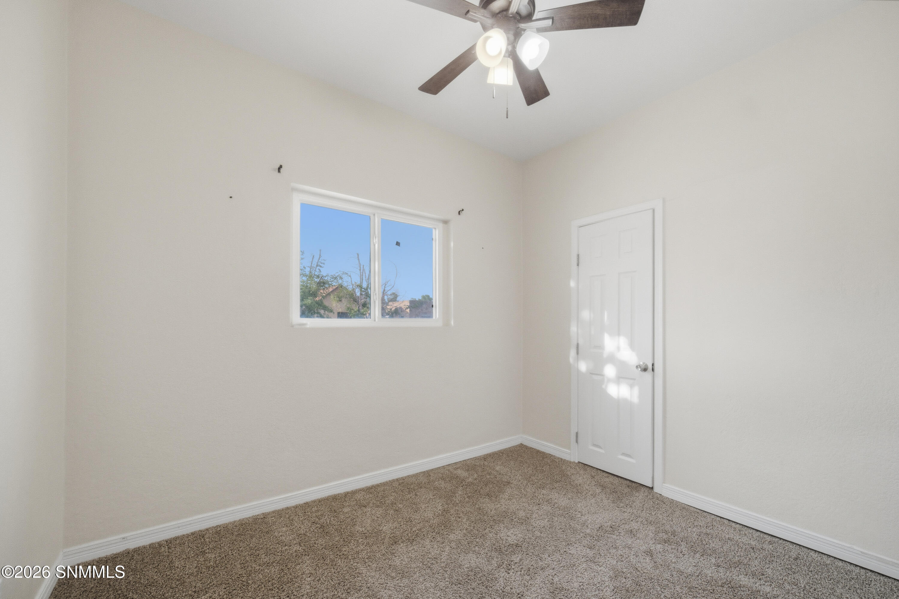 420 N Melendres Street Property Photo 10