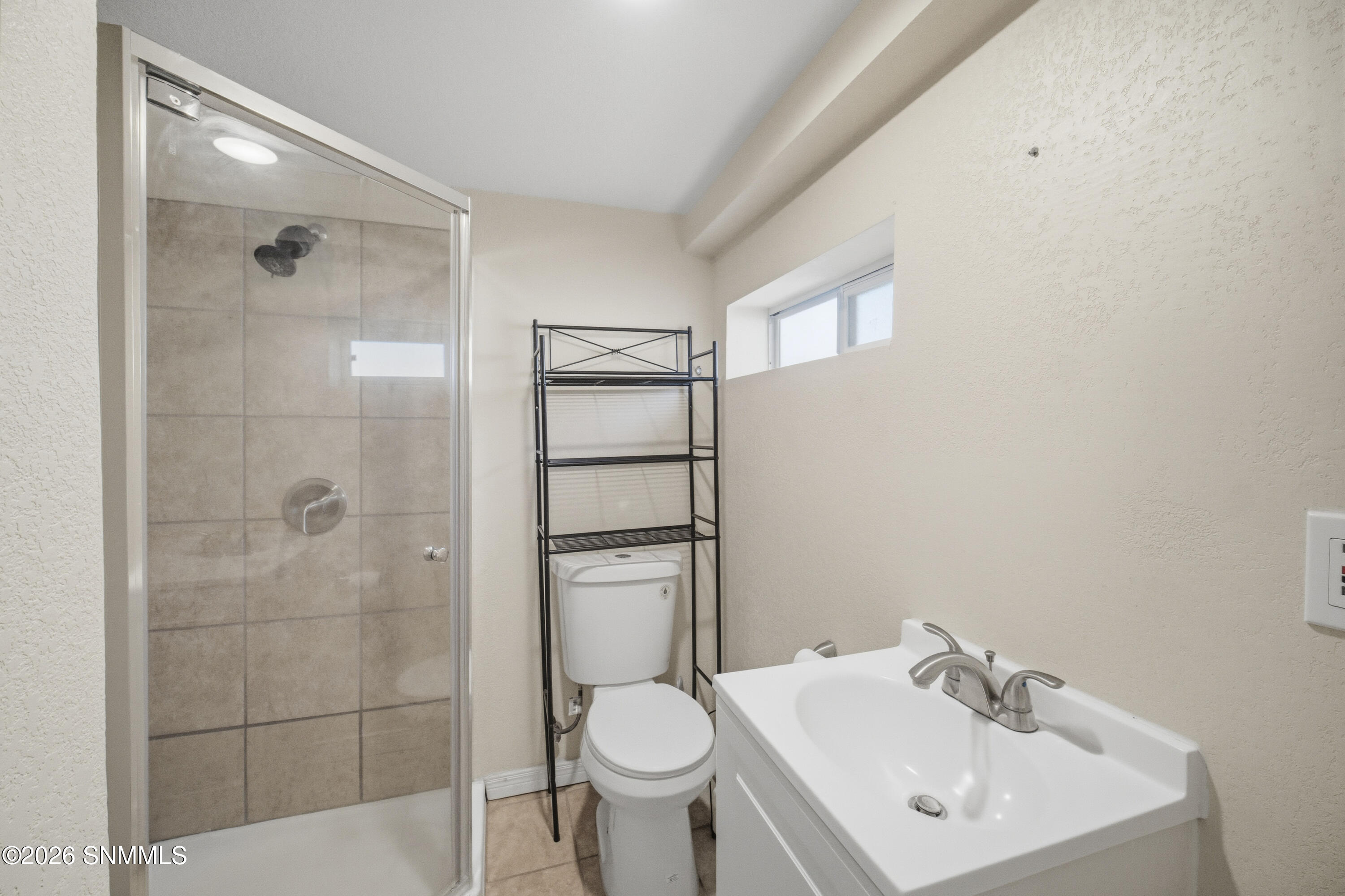 420 N Melendres Street Property Photo 23