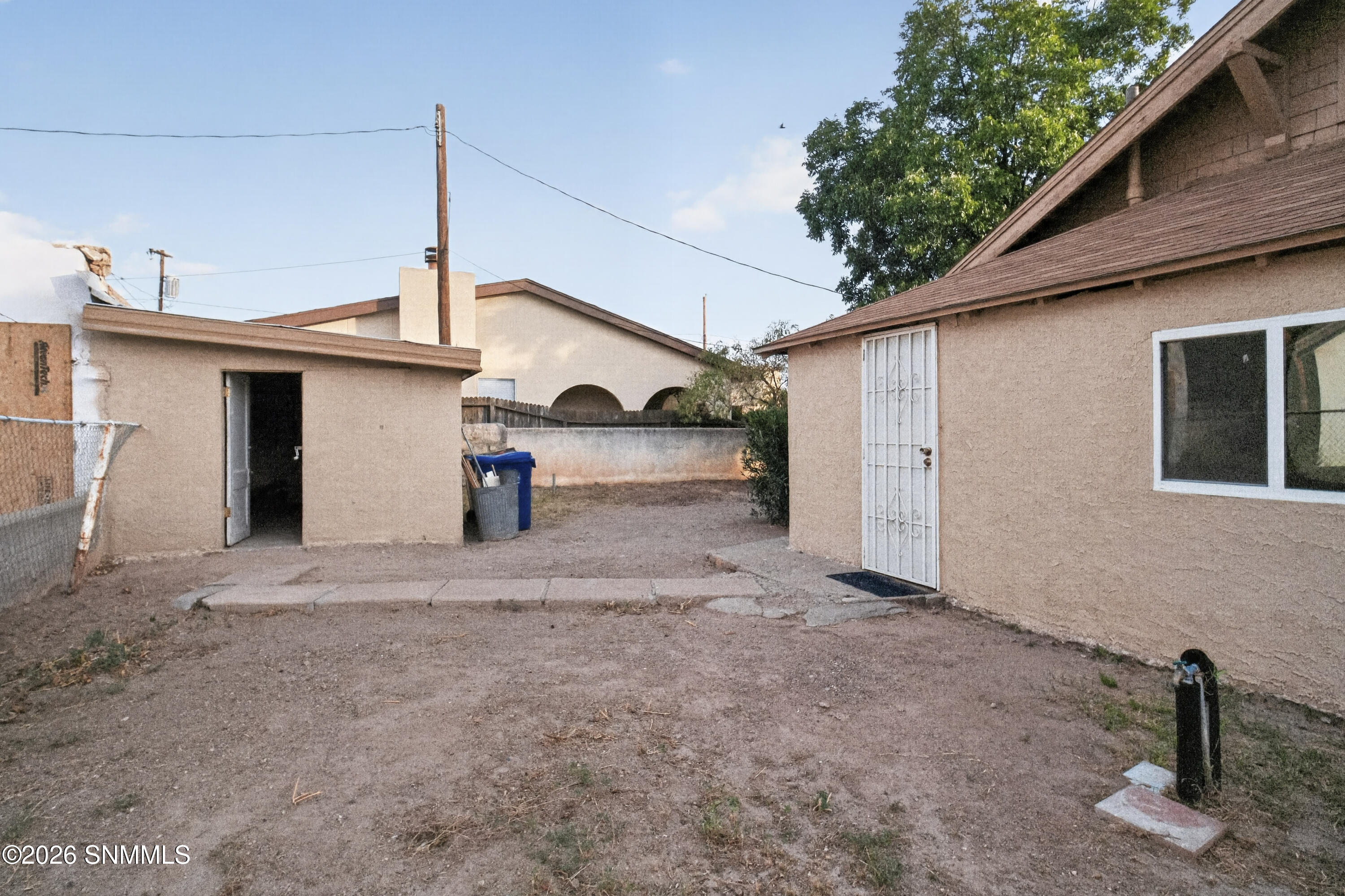 420 N Melendres Street Property Photo 27