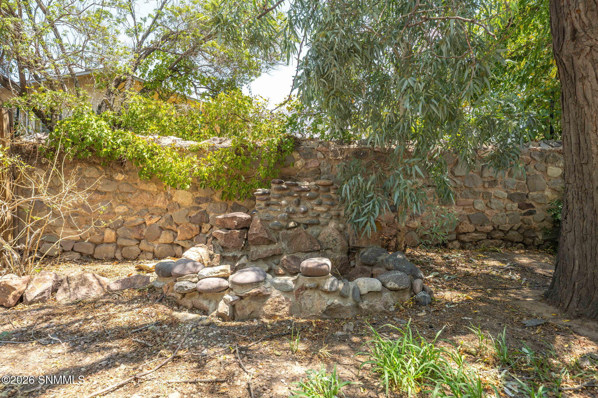 215 W Greening Avenue Property Photo 38