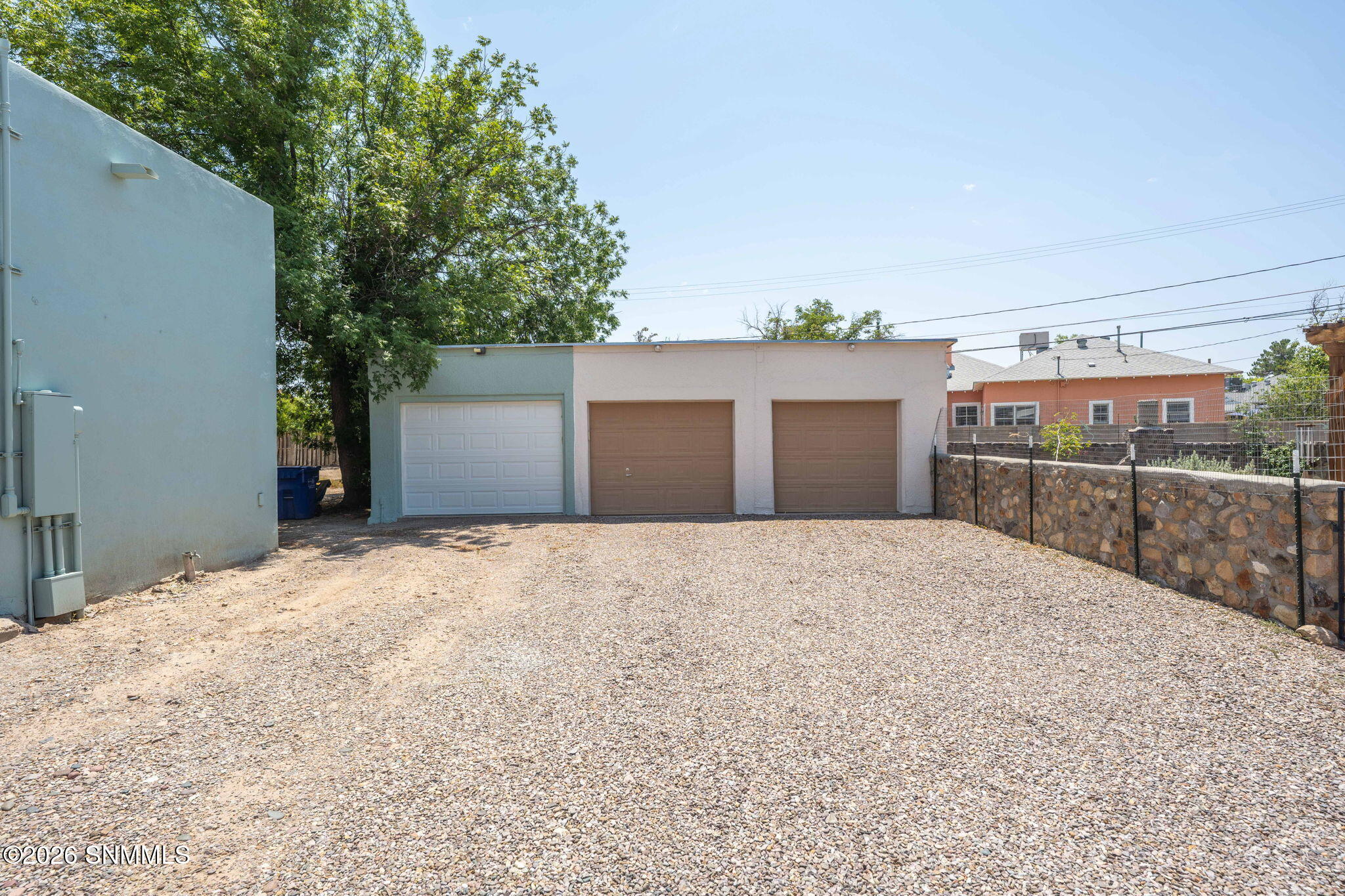 215 W Greening Avenue Property Photo 43