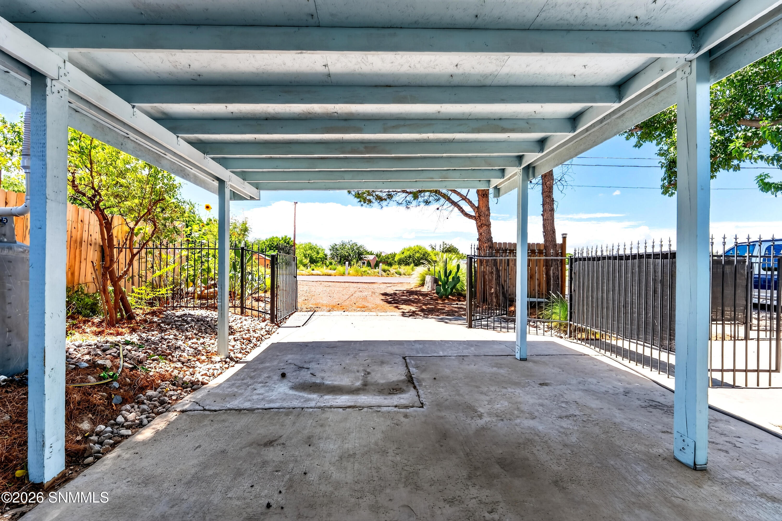4200 San Ysidro Road Property Photo 8