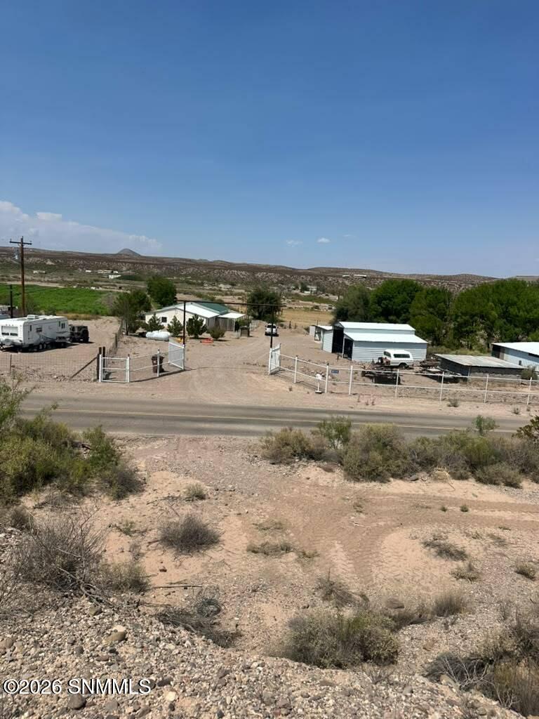 143 Las Palomas Canyon Road Property Photo 3