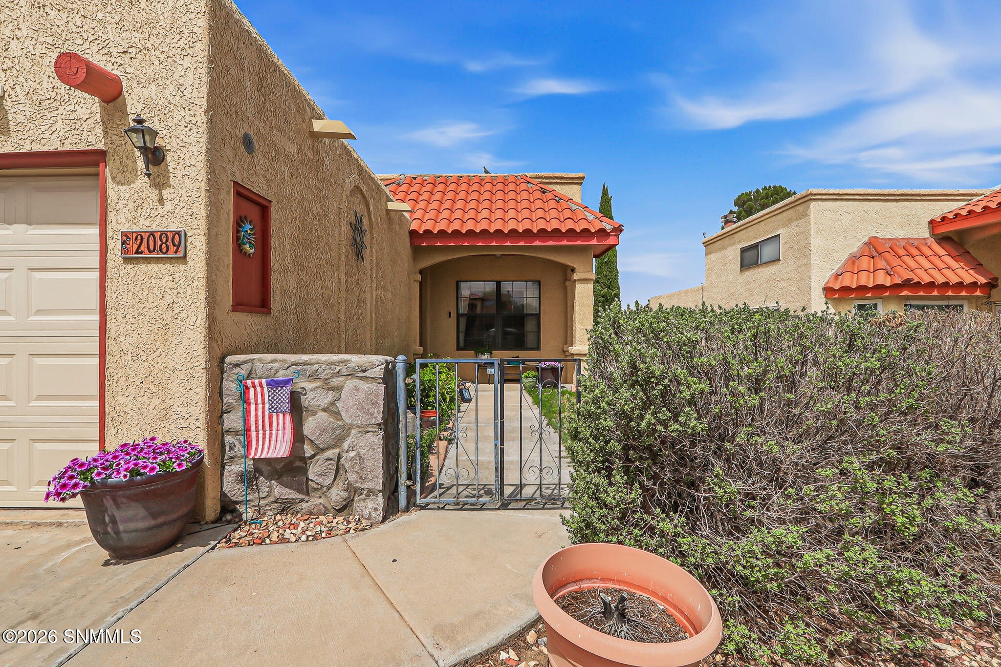 2089 Pine Needle Way Property Photo 1