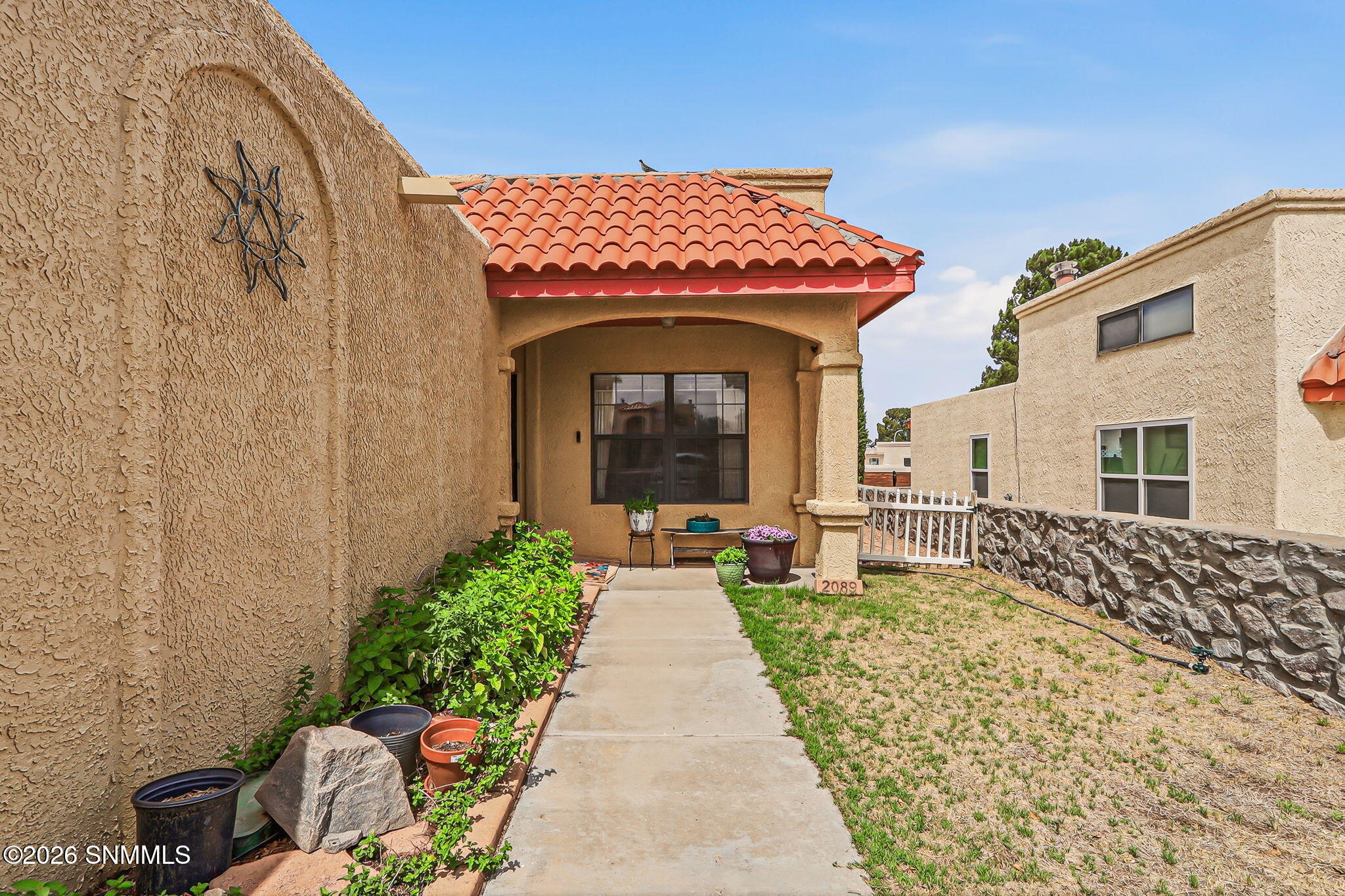 2089 Pine Needle Way Property Photo 3