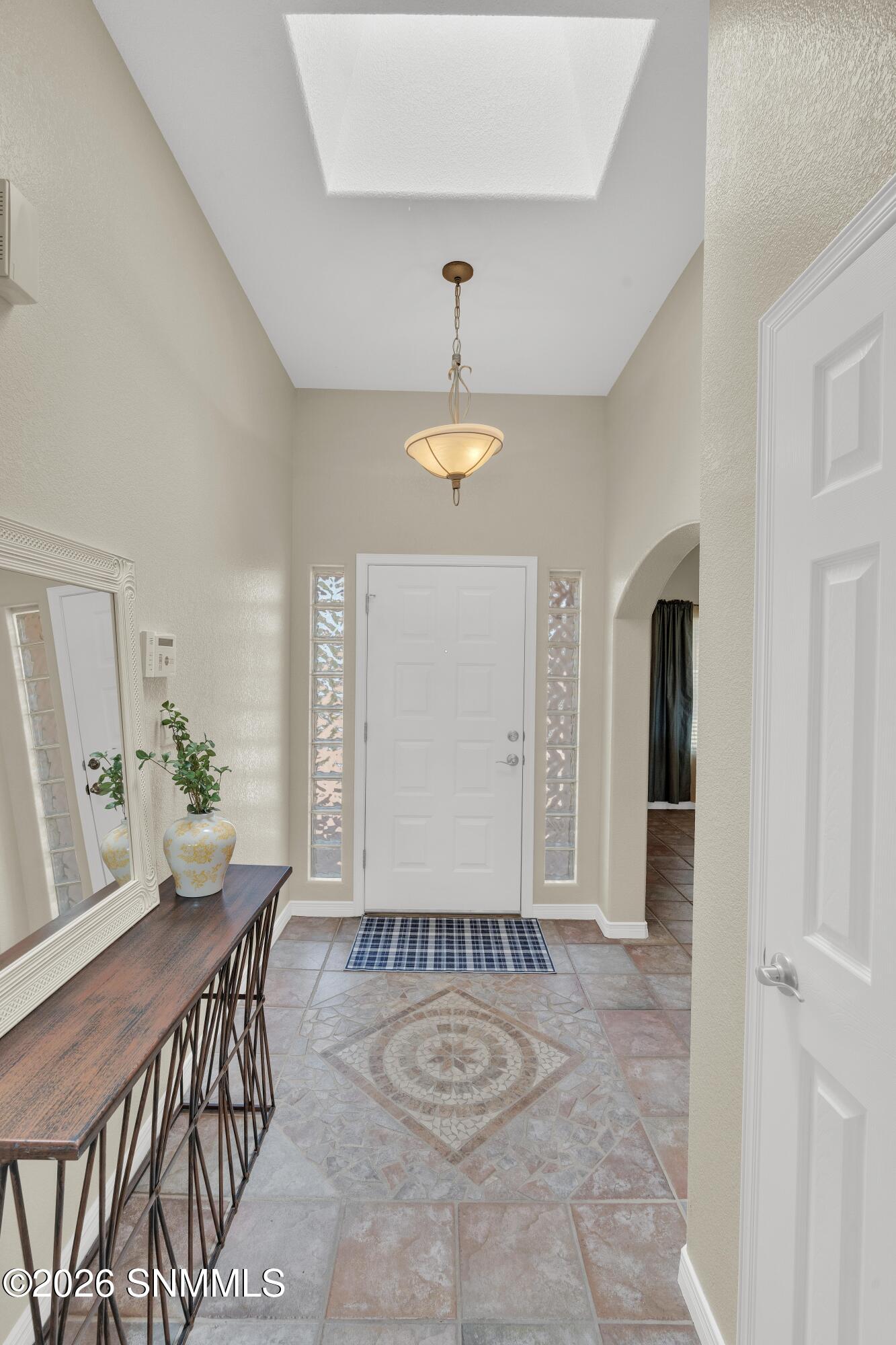 3903 Stoneybrook Circle Property Photo 3