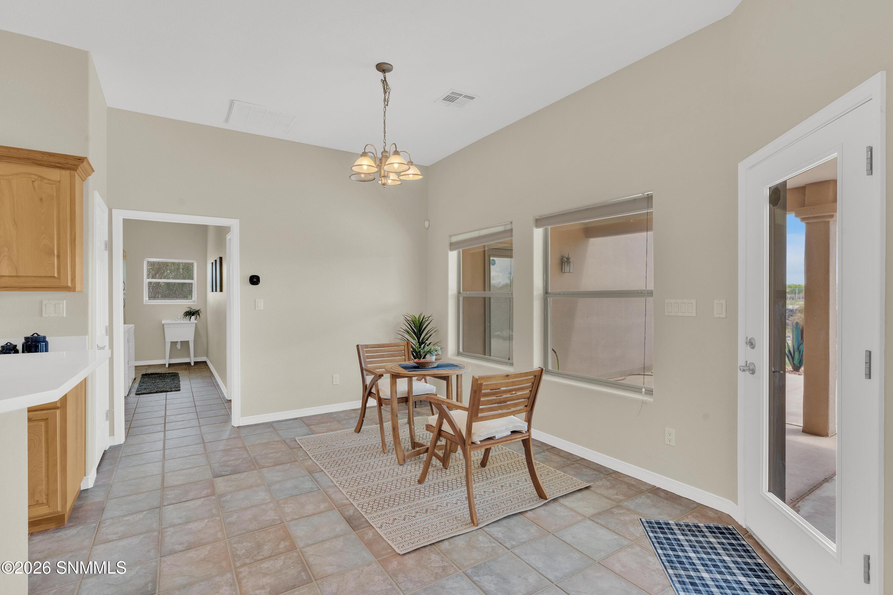 3903 Stoneybrook Circle Property Photo 11