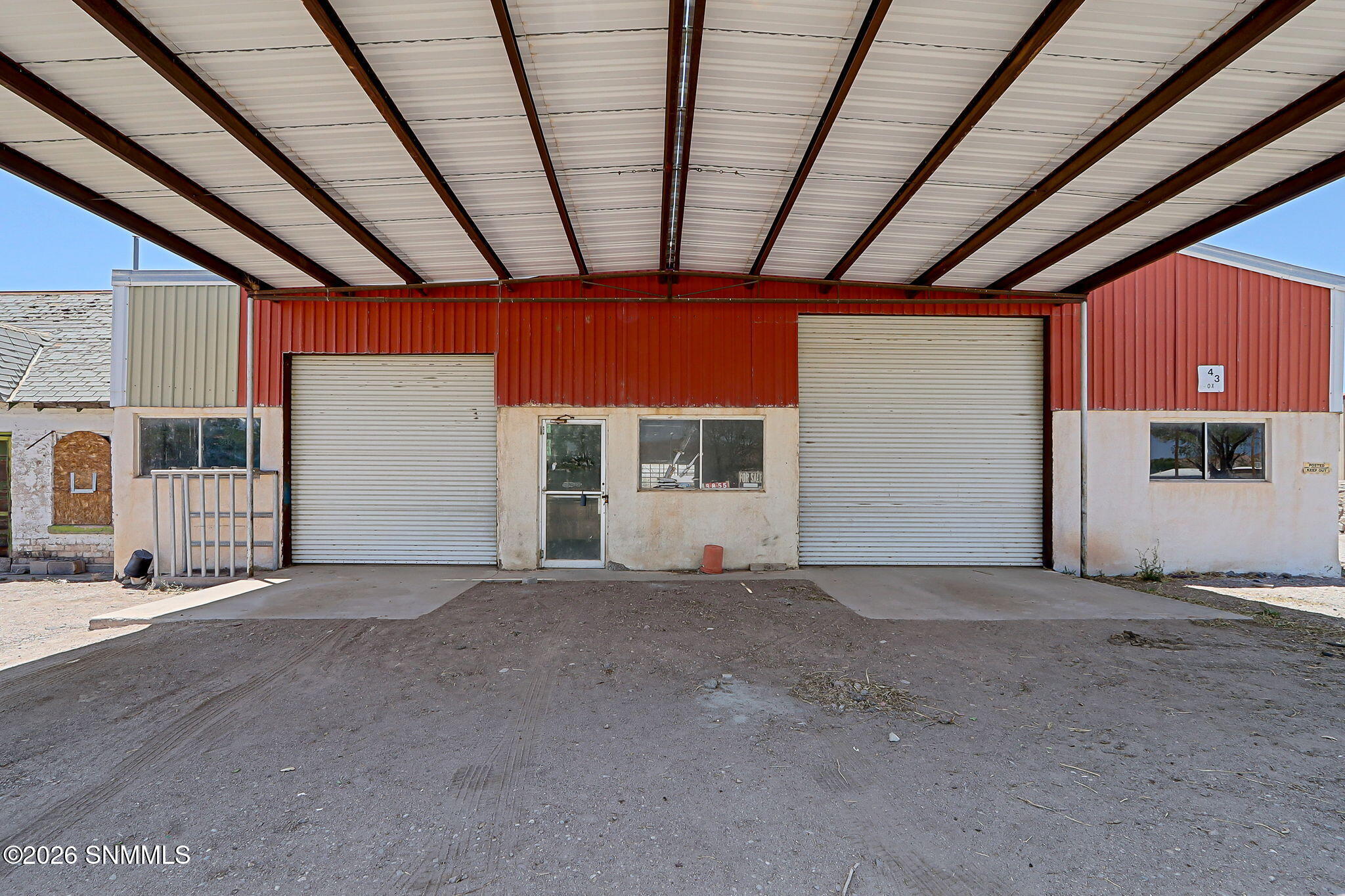 8835 Highway 187 Property Photo 3