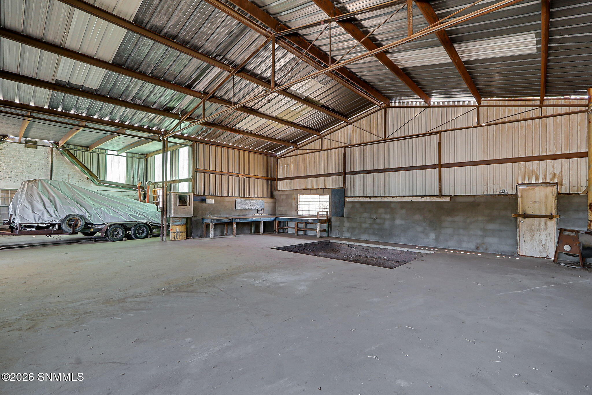 8835 Highway 187 Property Photo 4