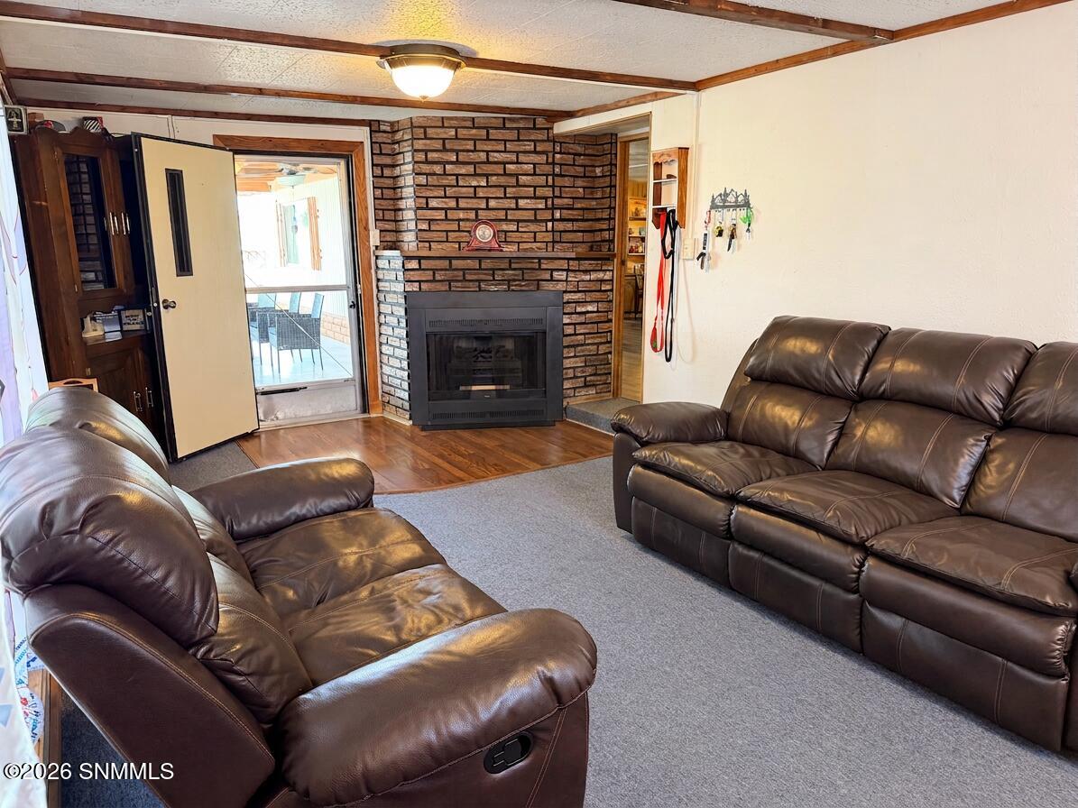 9 Queens Lane Property Photo 14