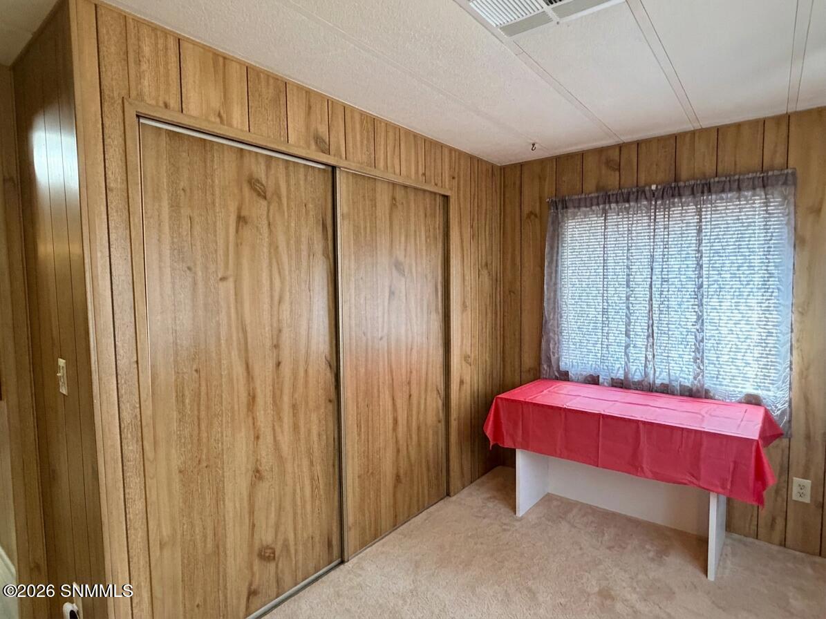 9 Queens Lane Property Photo 16