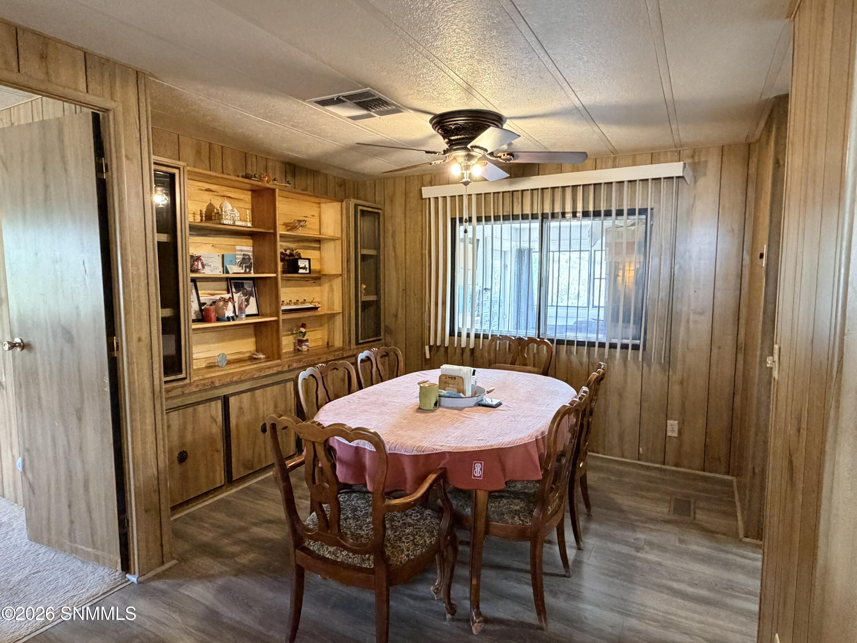 9 Queens Lane Property Photo 22