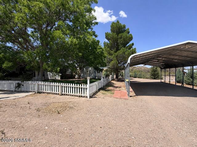9 Queens Lane Property Photo 29