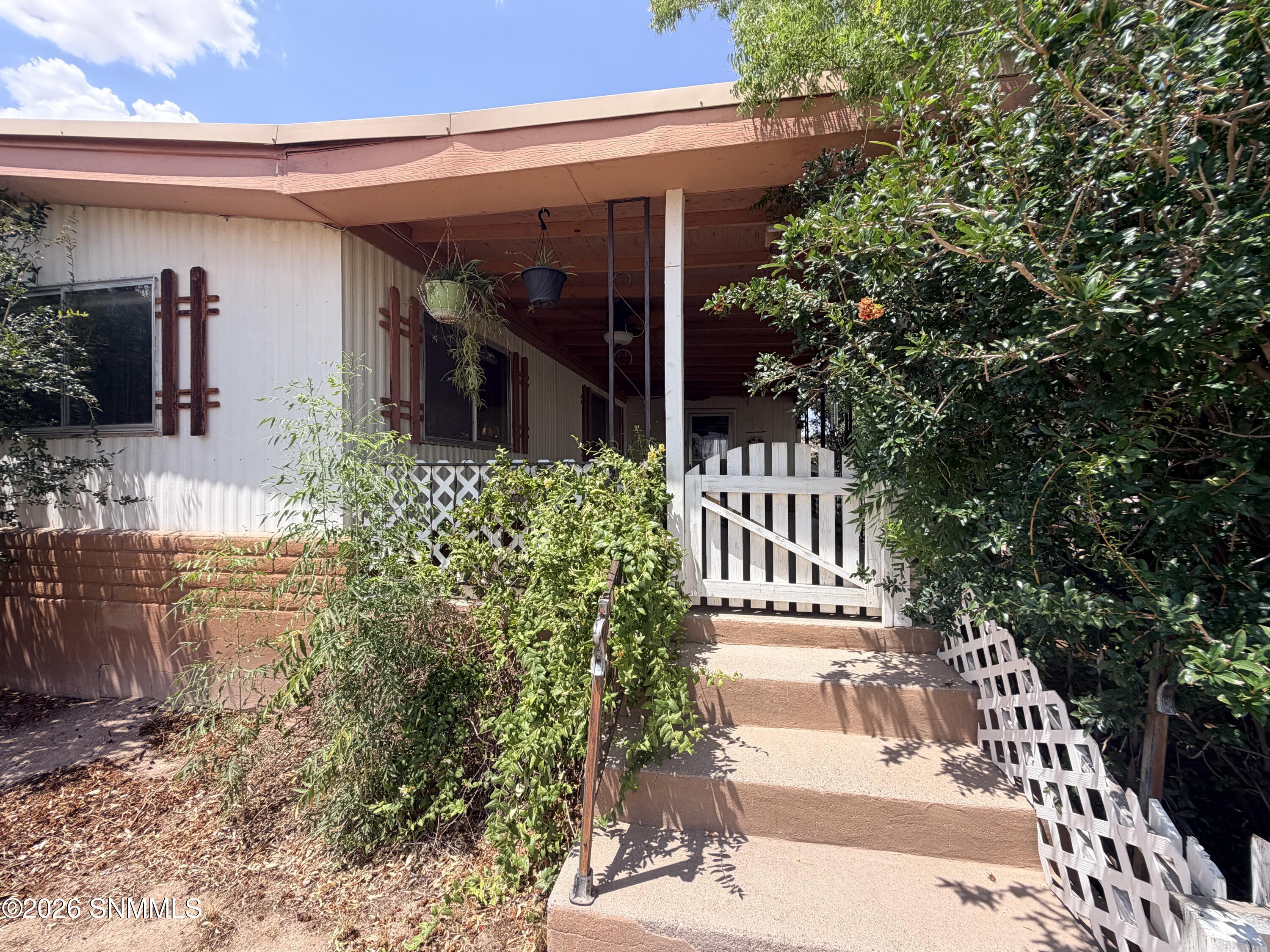 9 Queens Lane Property Photo 34