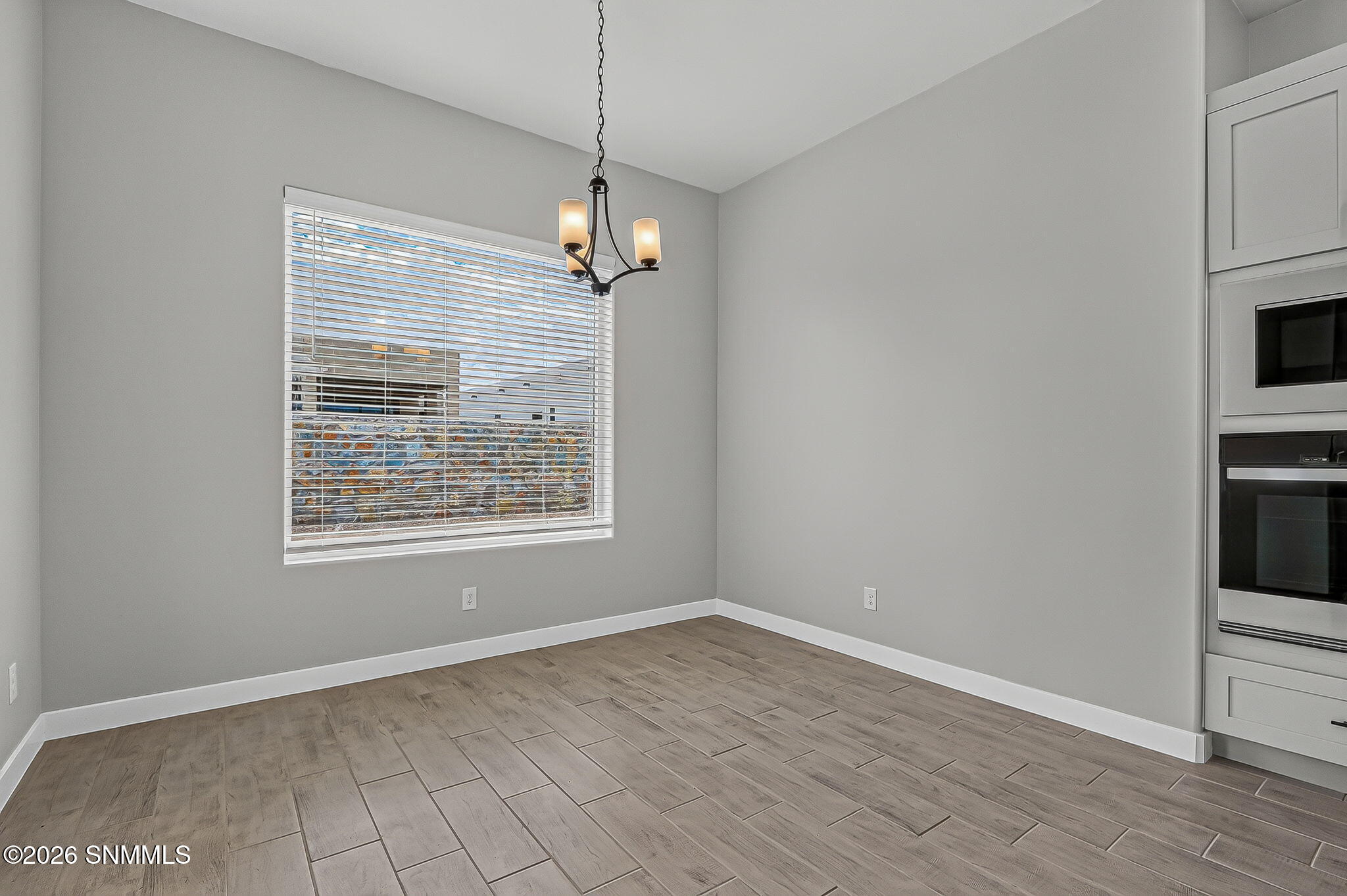 7341 Ultramarine Road Property Photo 6