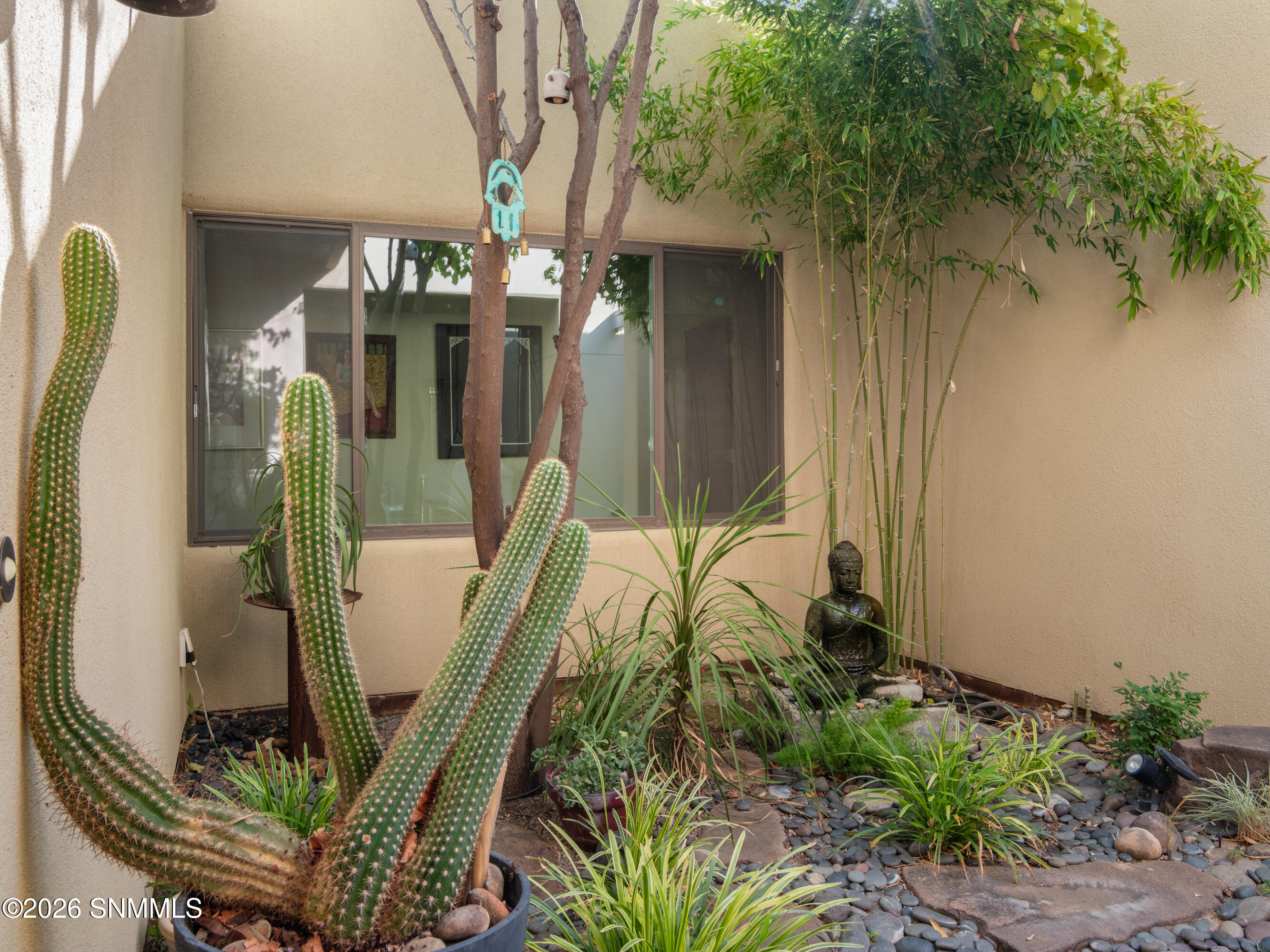 1910 Calle Pacana Property Photo 7