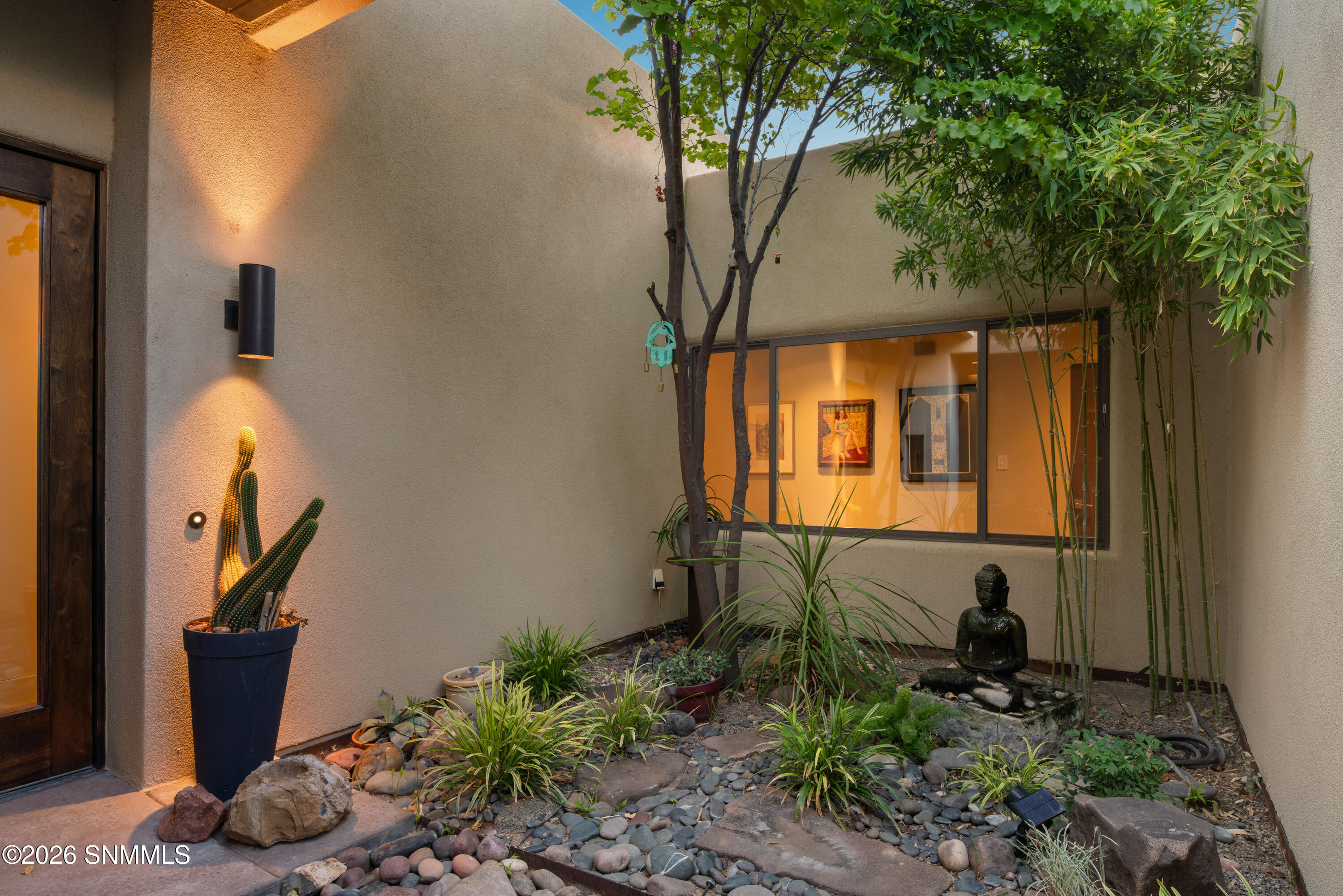 1910 Calle Pacana Property Photo 8