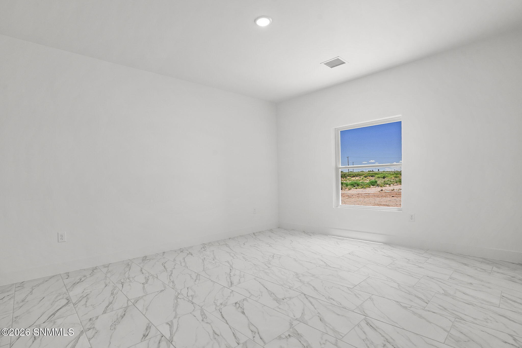 1393 Syrian Desert Drive Property Photo 6