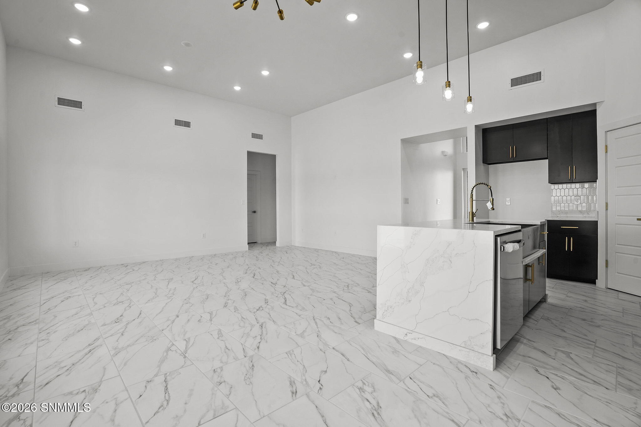 1393 Syrian Desert Drive Property Photo 17
