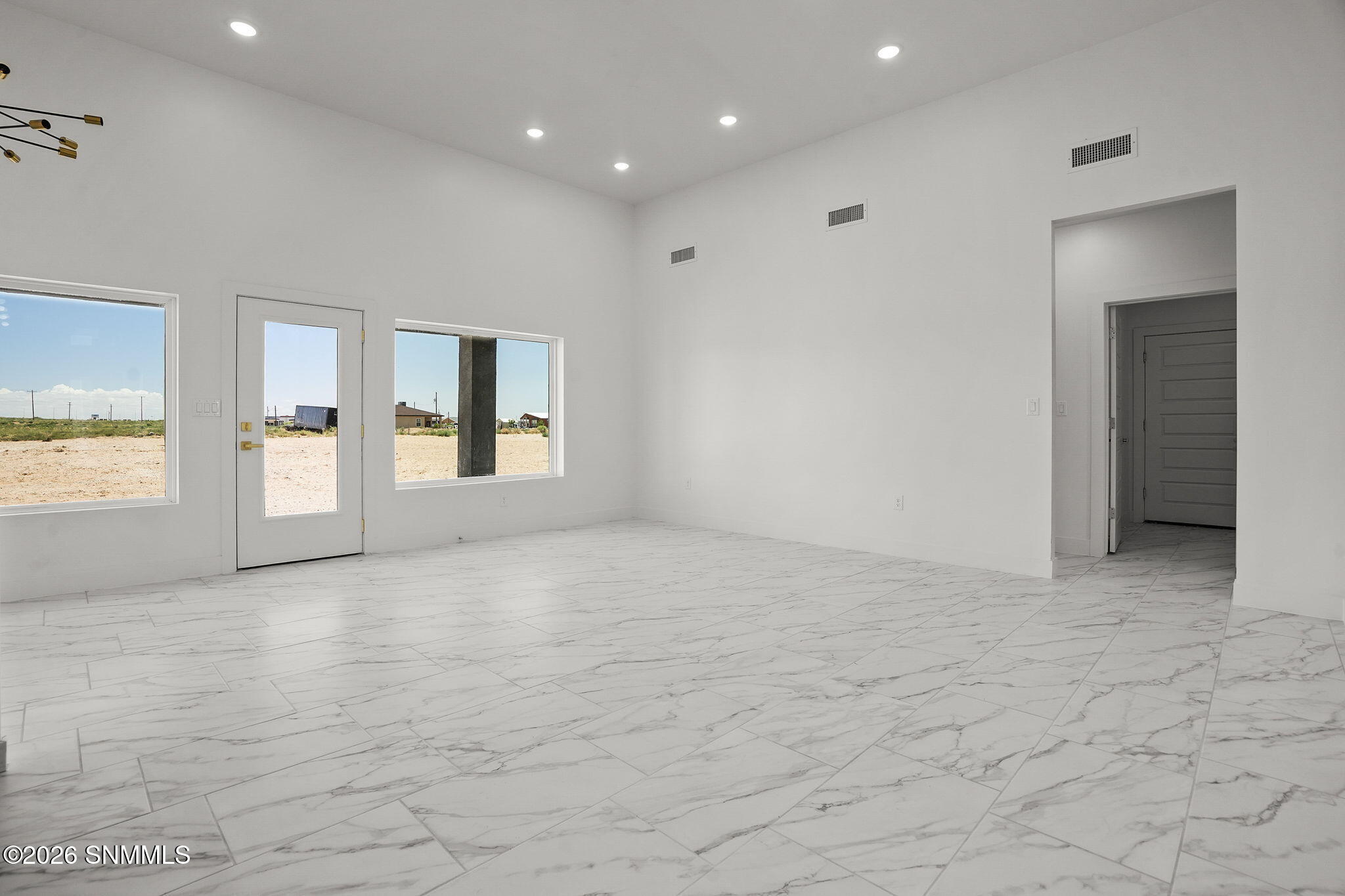 1393 Syrian Desert Drive Property Photo 18