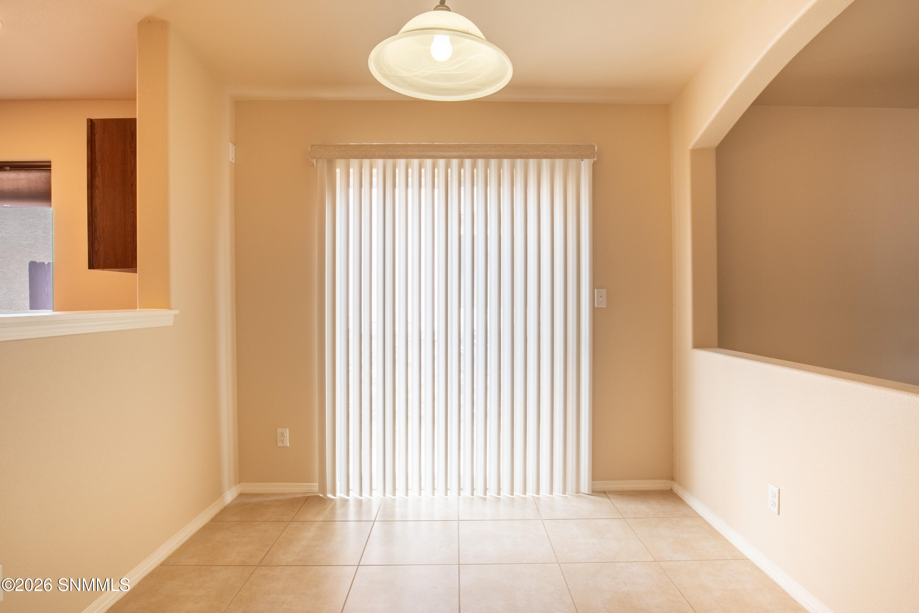 5124 Kensington Way Property Photo 6