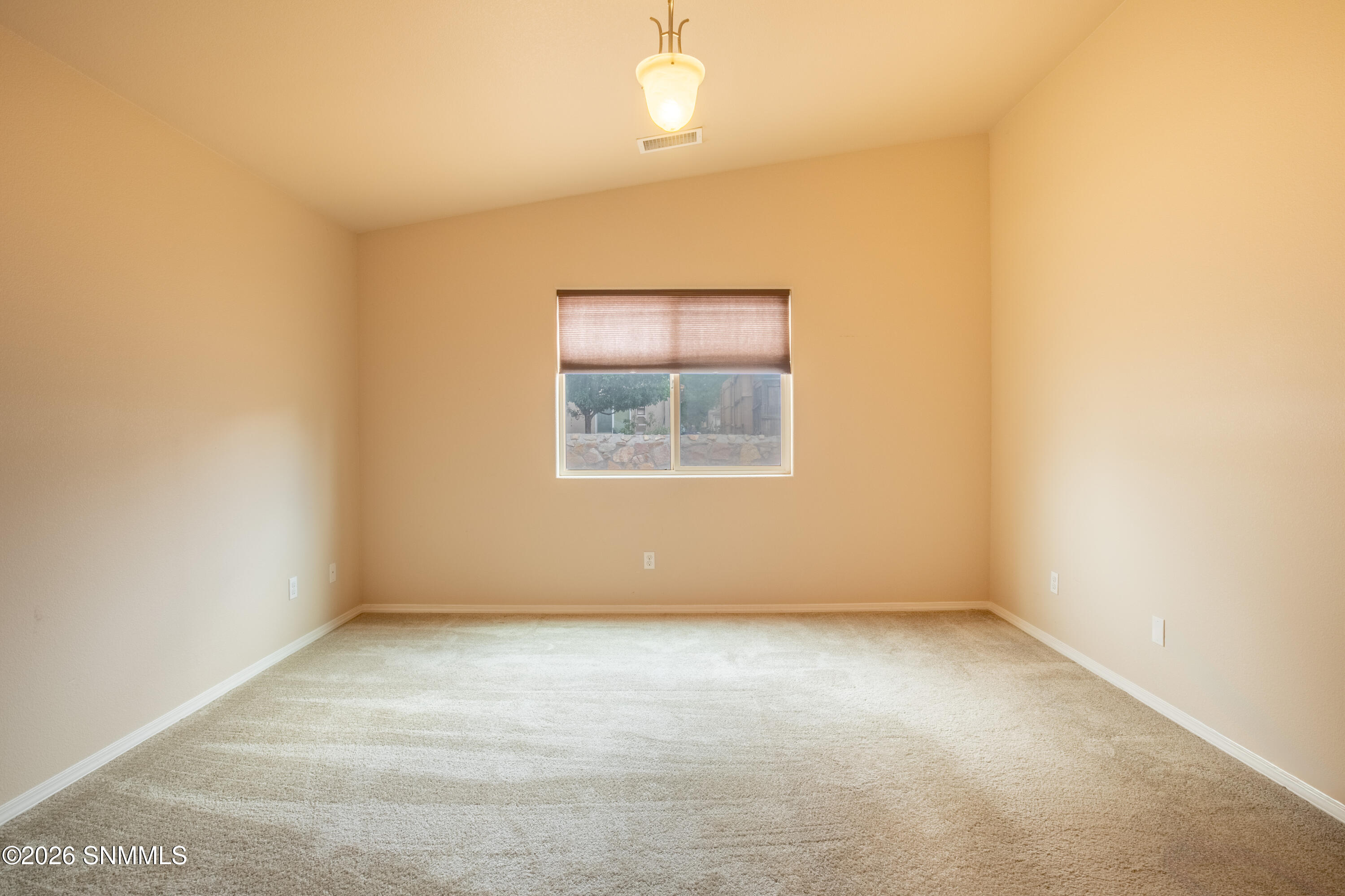 5124 Kensington Way Property Photo 11