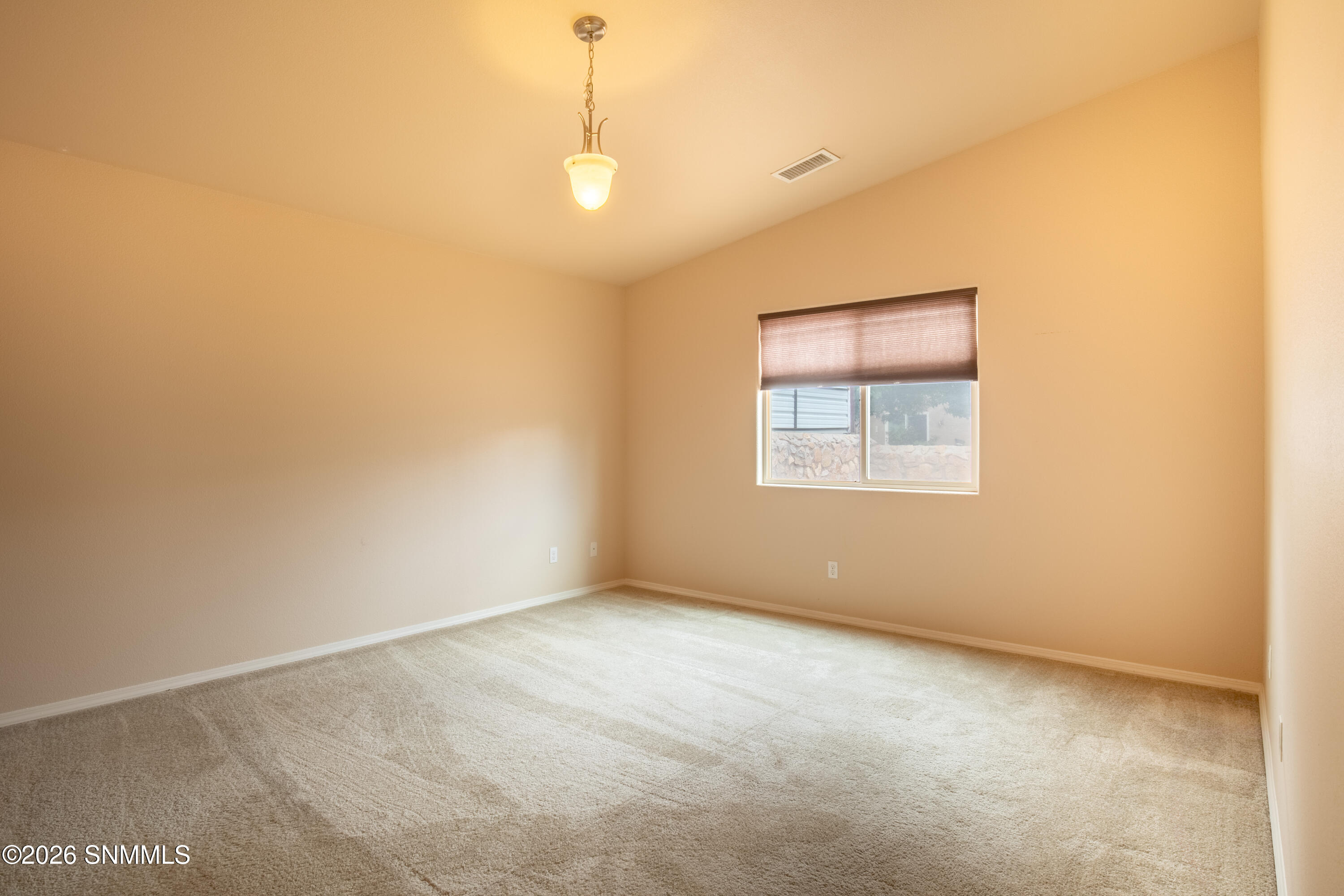 5124 Kensington Way Property Photo 12