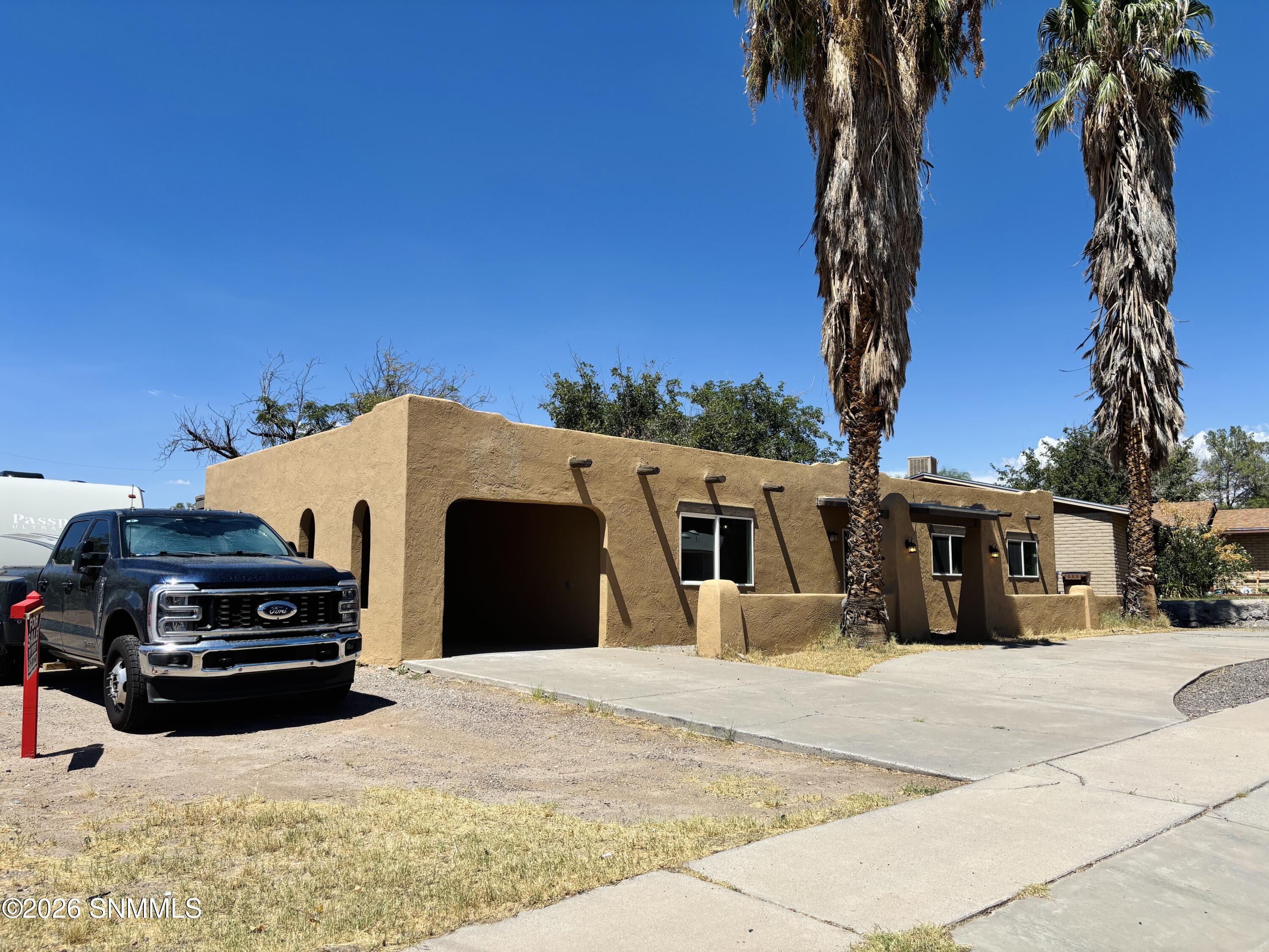 1605 Juniper Avenue Property Photo 1