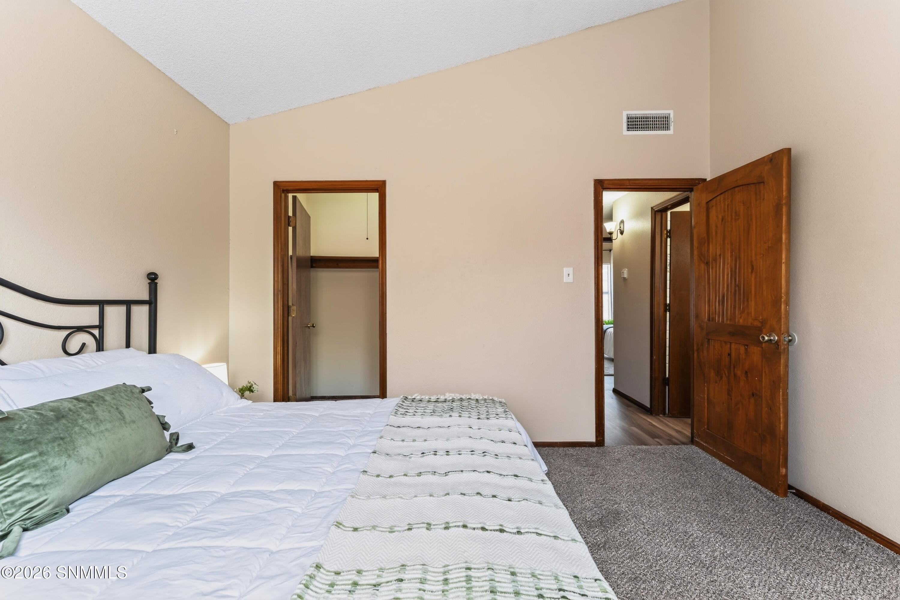 1802 Buchanan Avenue Property Photo 16