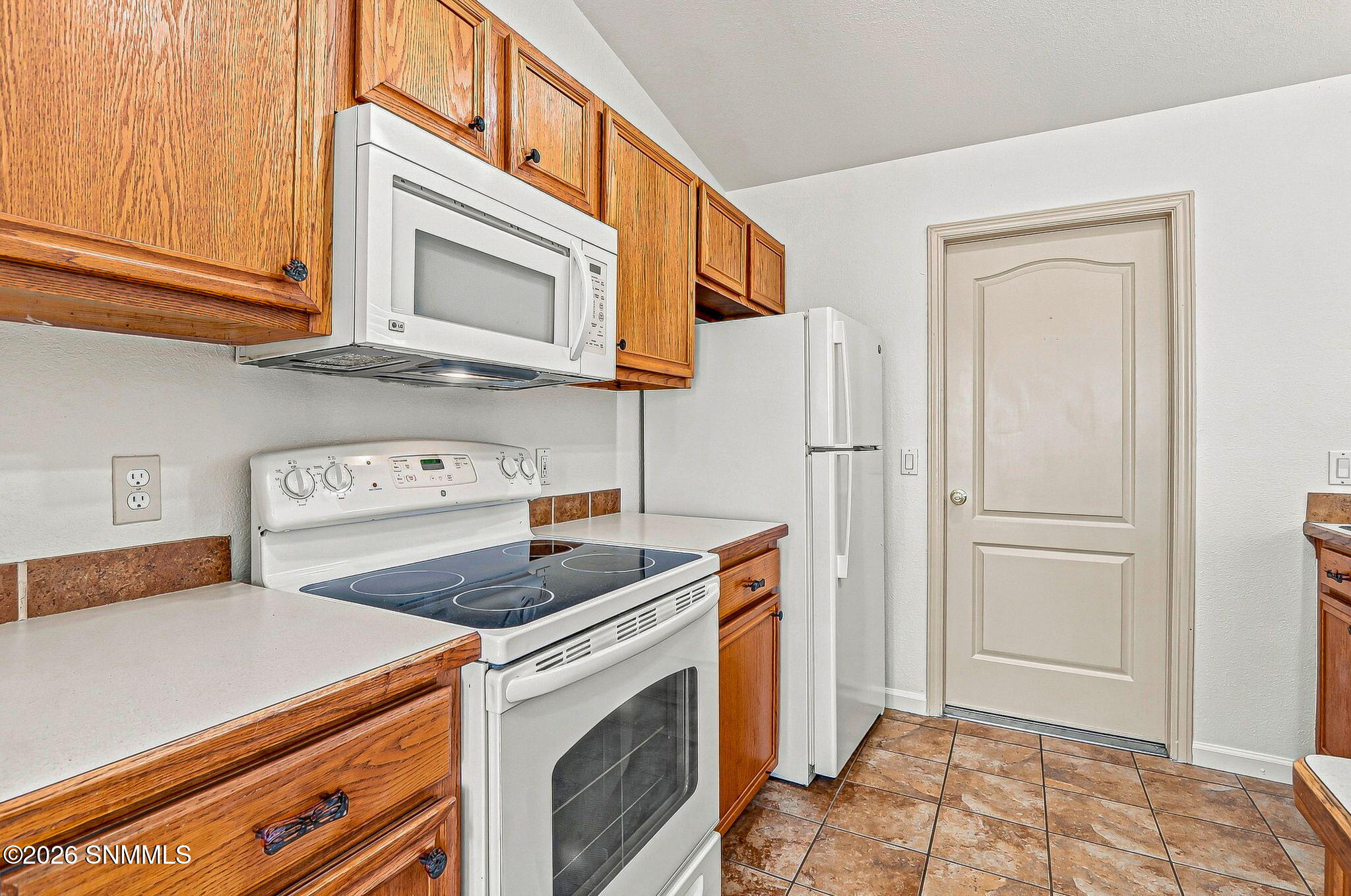 3365 Chimney Rock Road Property Photo 34