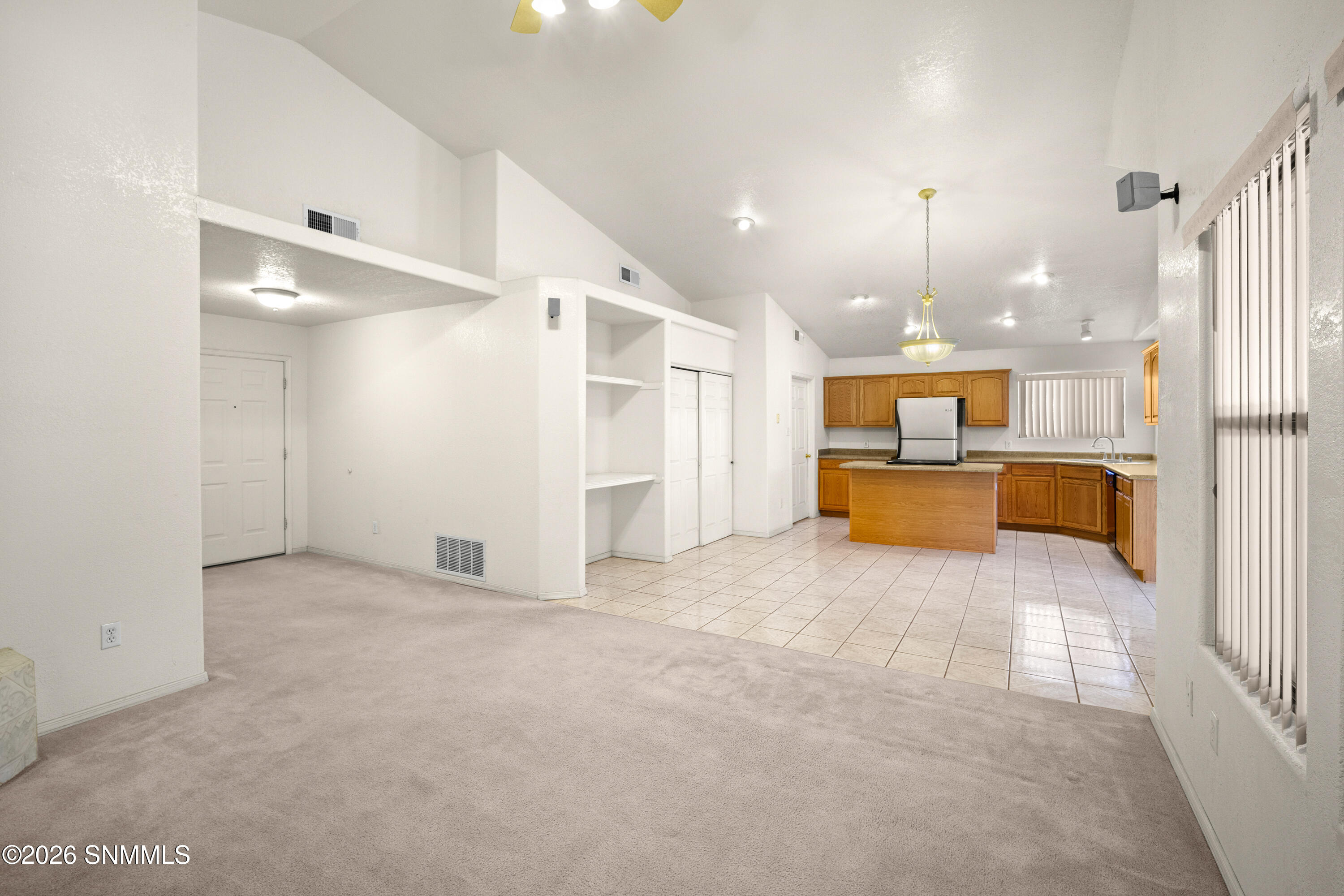 2123 Benton Avenue Property Photo 7