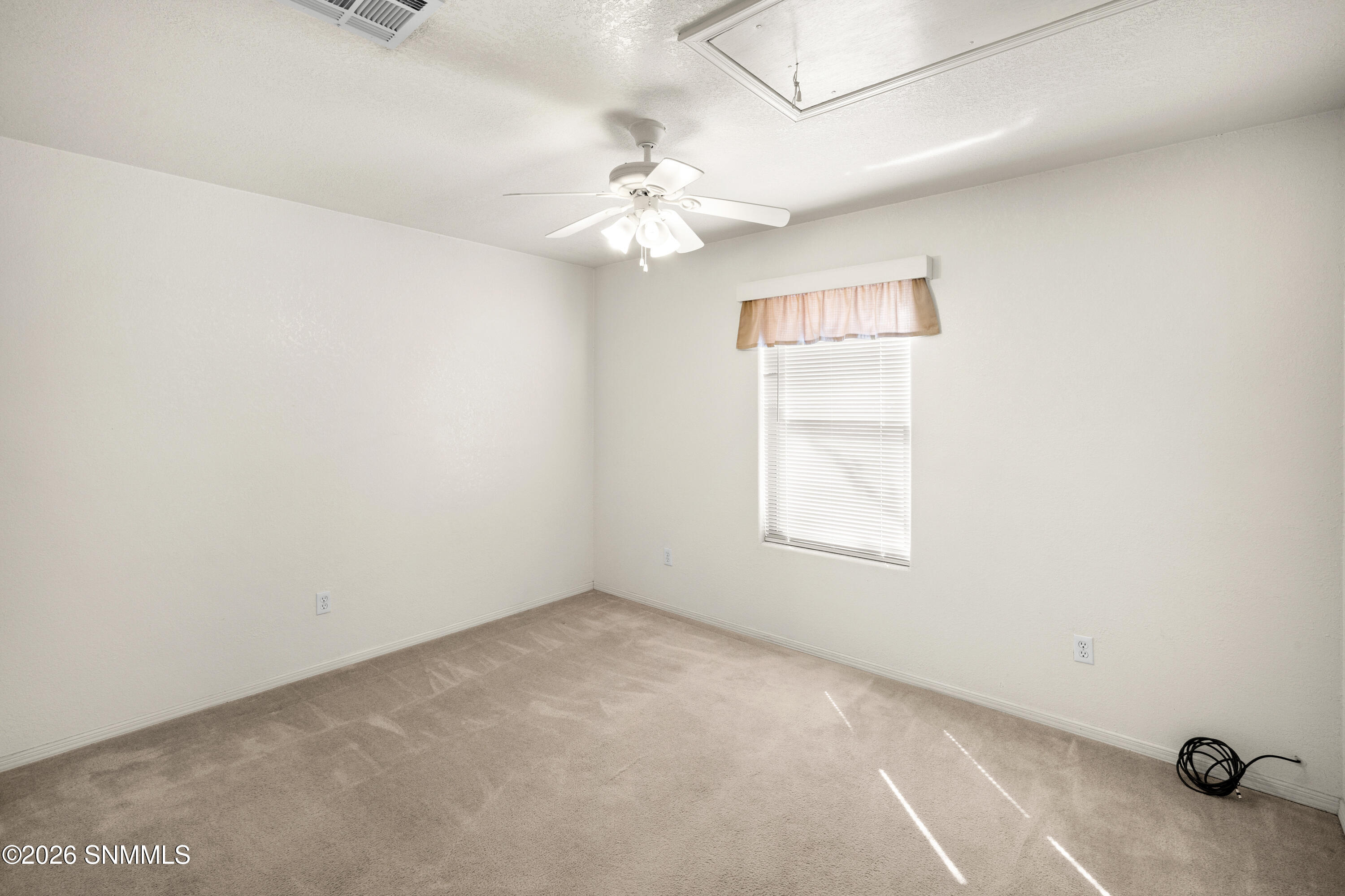 2123 Benton Avenue Property Photo 25