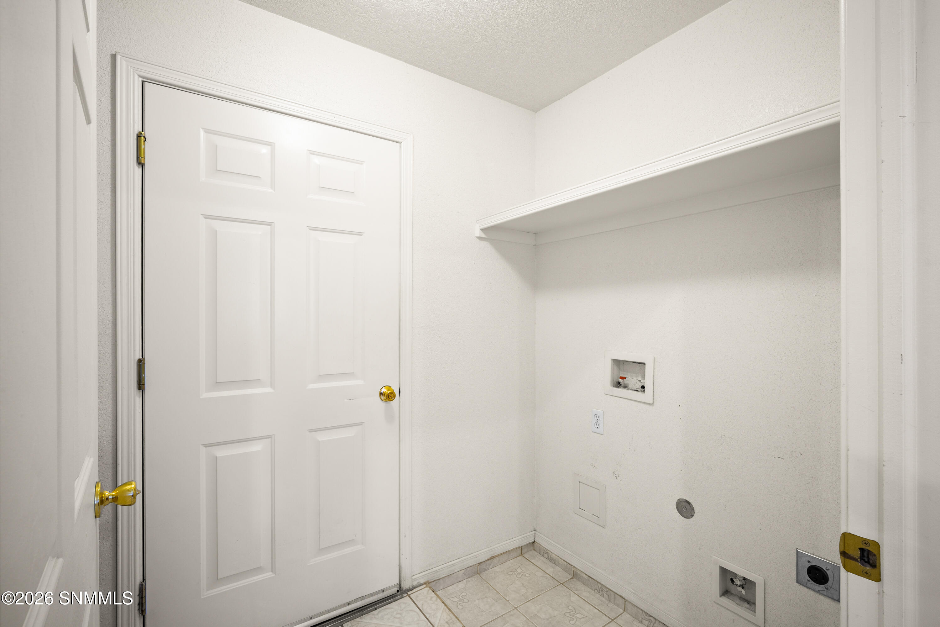 2123 Benton Avenue Property Photo 28