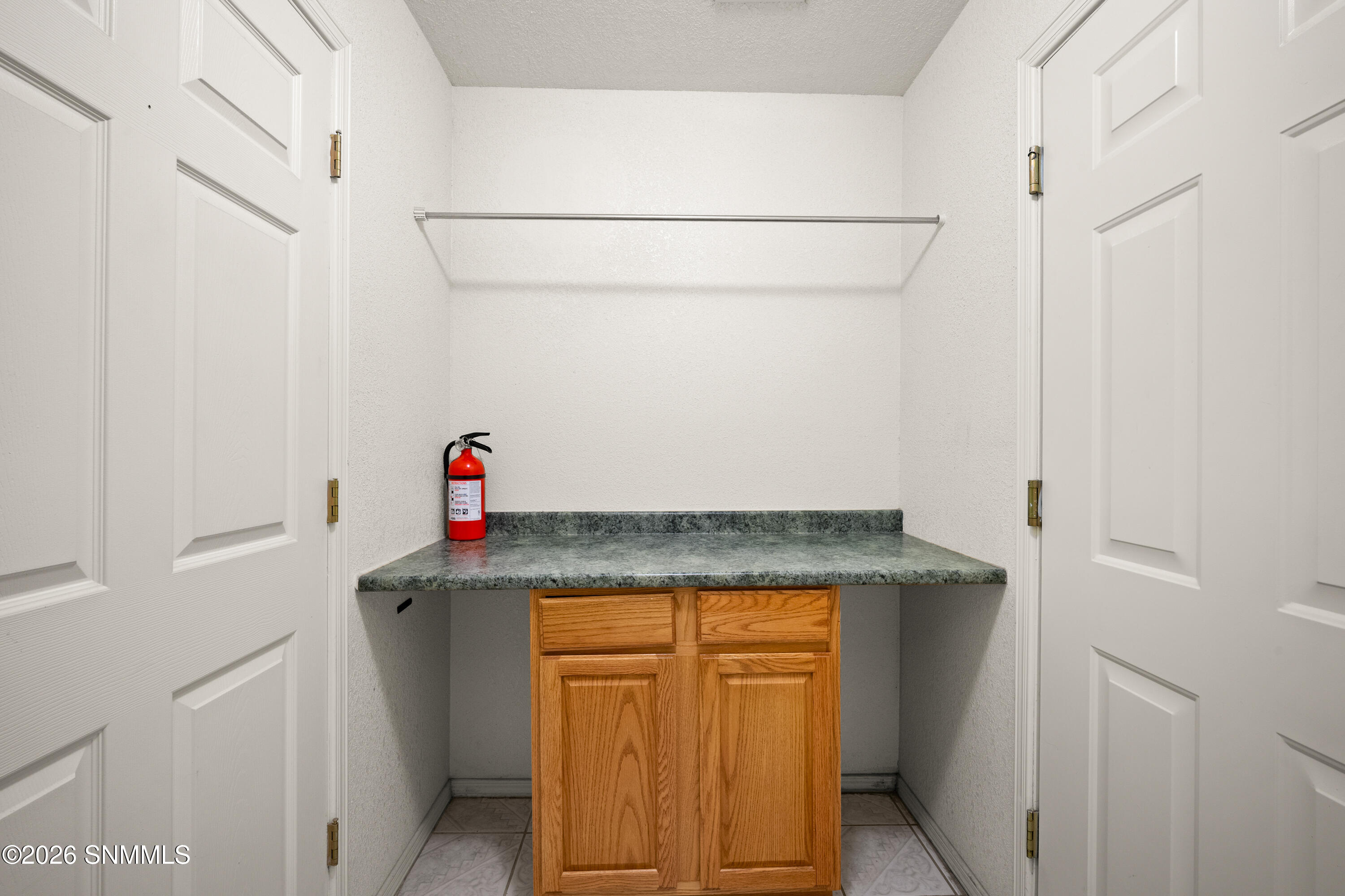 2123 Benton Avenue Property Photo 29