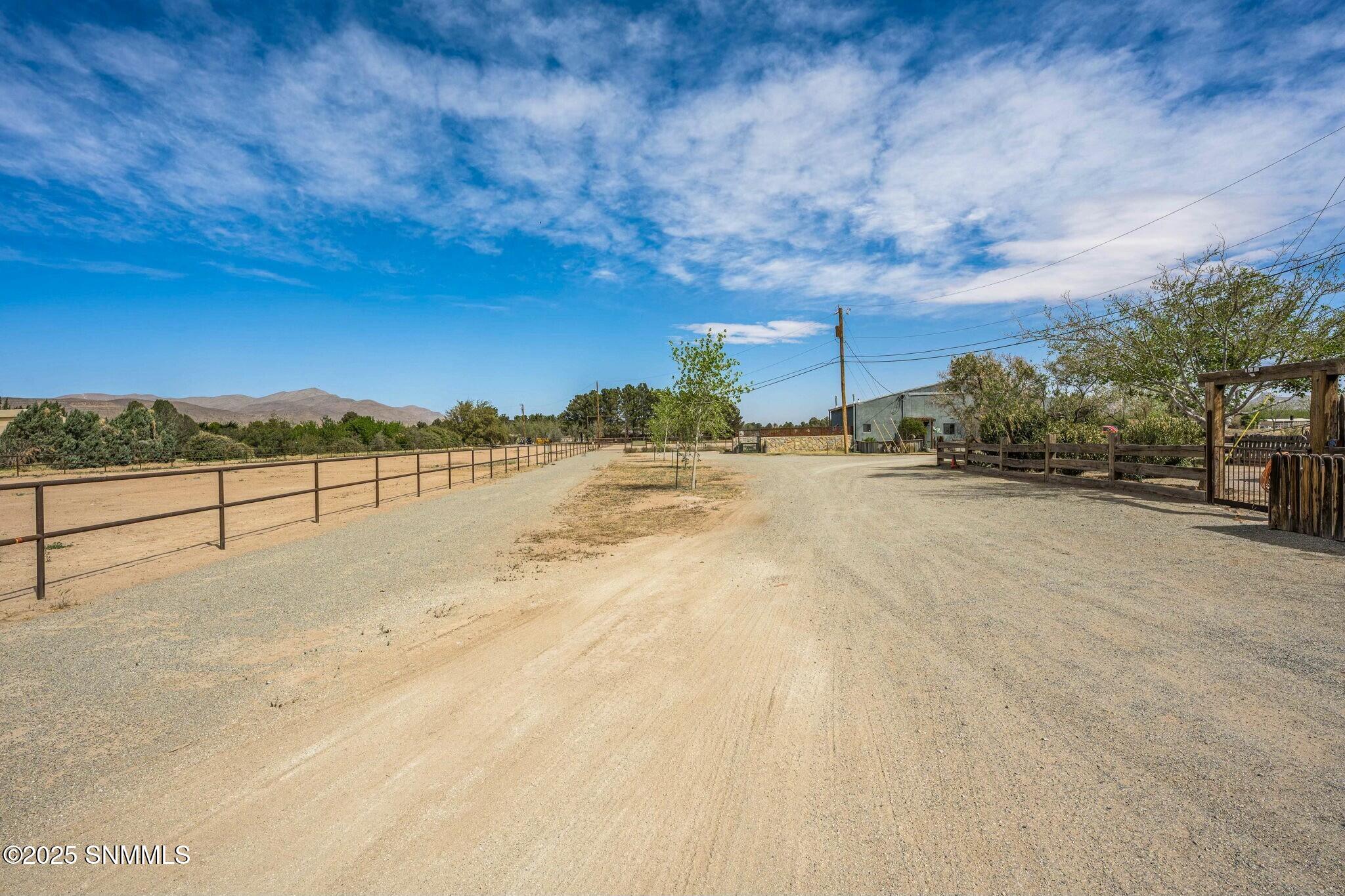1911 Trails End Road Property Photo 73