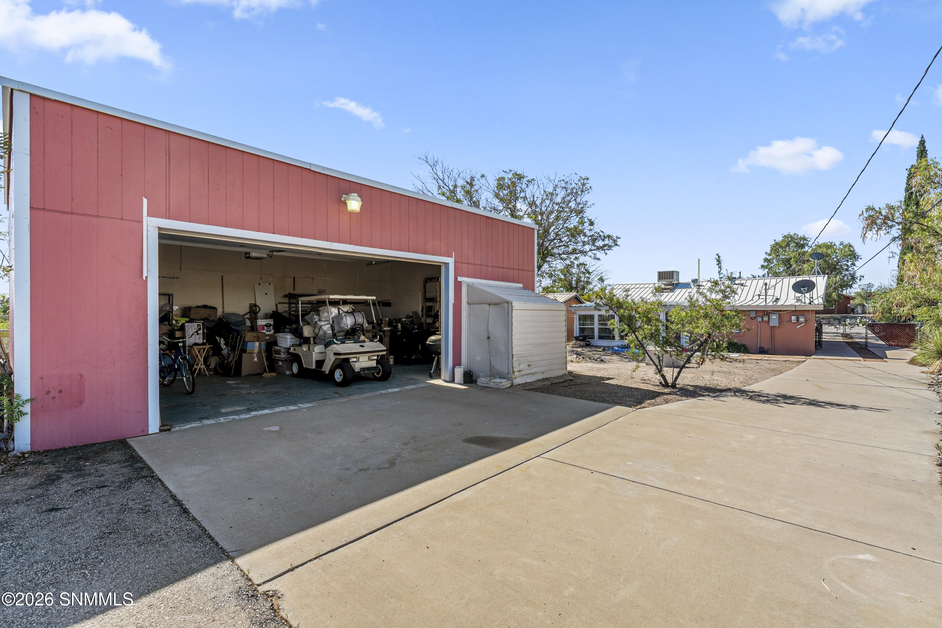 109 Huron Drive Property Photo 8