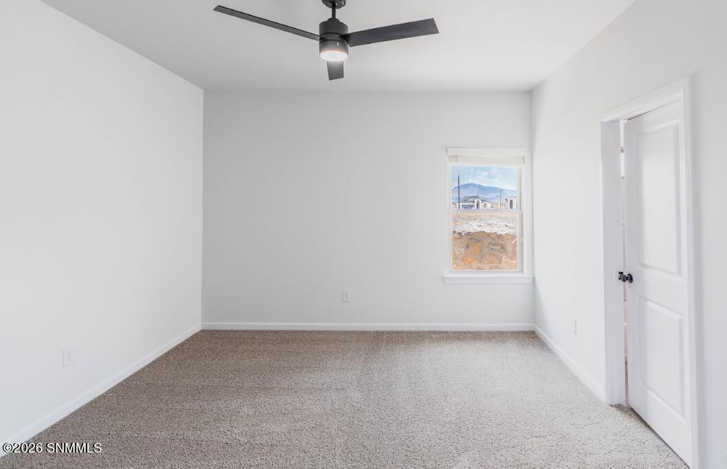 1122 Mercury Circle Property Photo 3