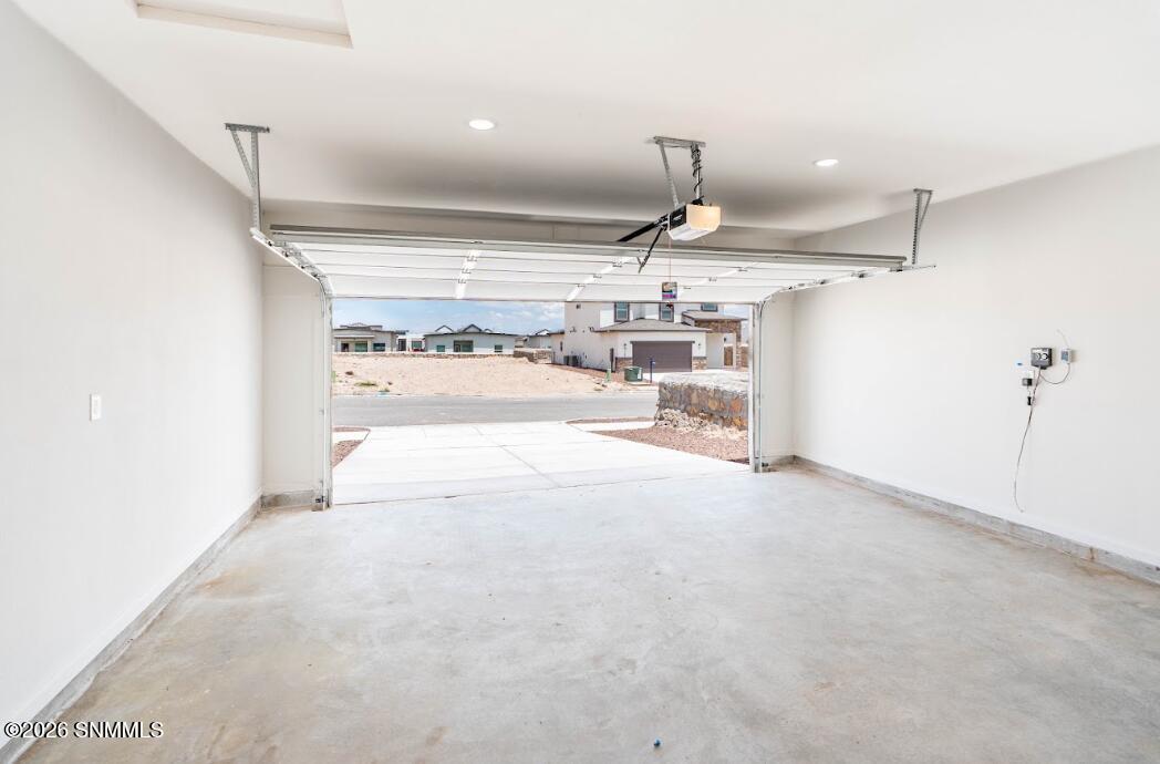 1122 Mercury Circle Property Photo 4