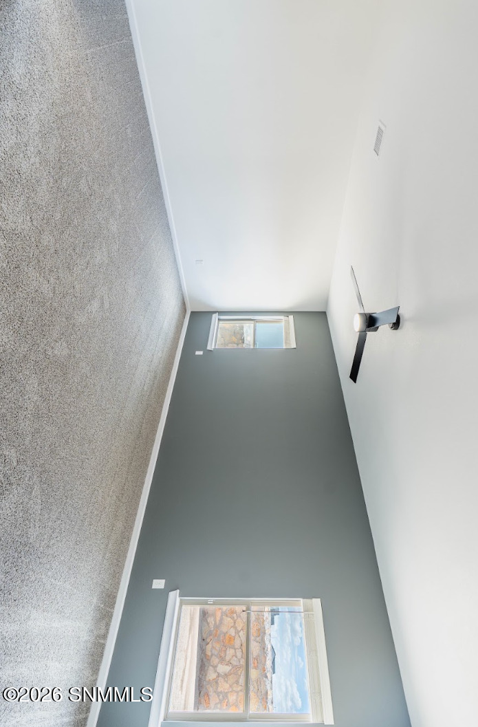 1122 Mercury Circle Property Photo 8