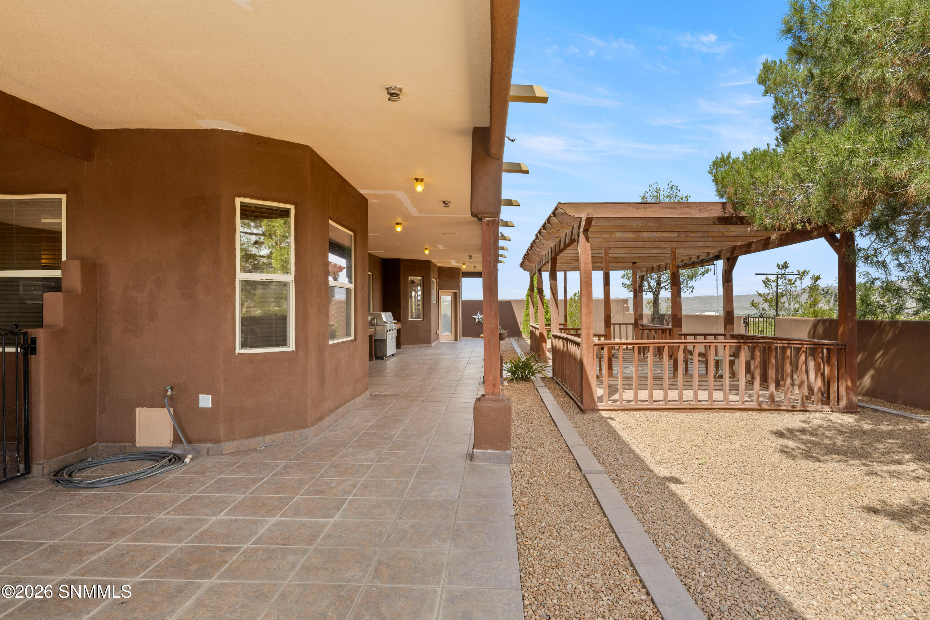 2355 Rincon De Amigos Property Photo 2
