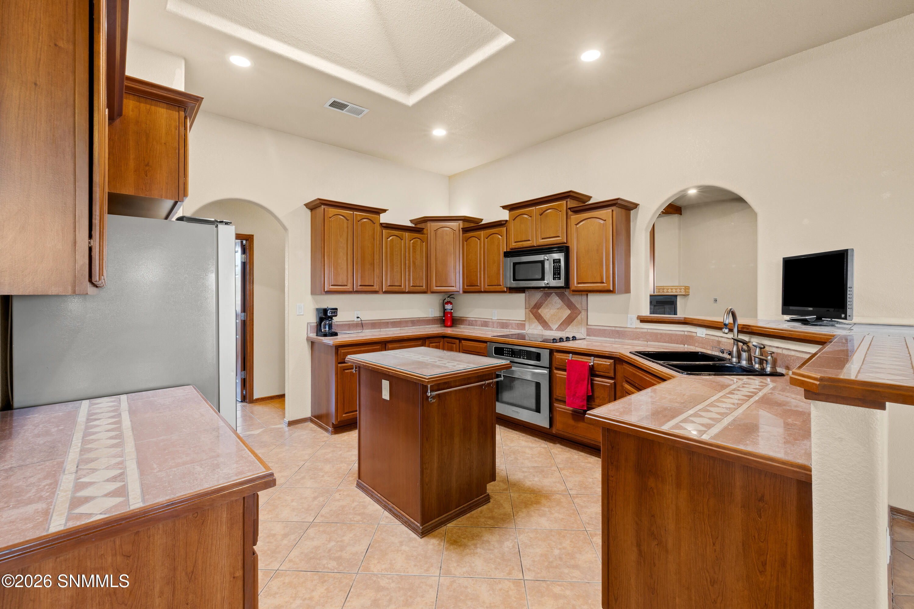2355 Rincon De Amigos Property Photo 8