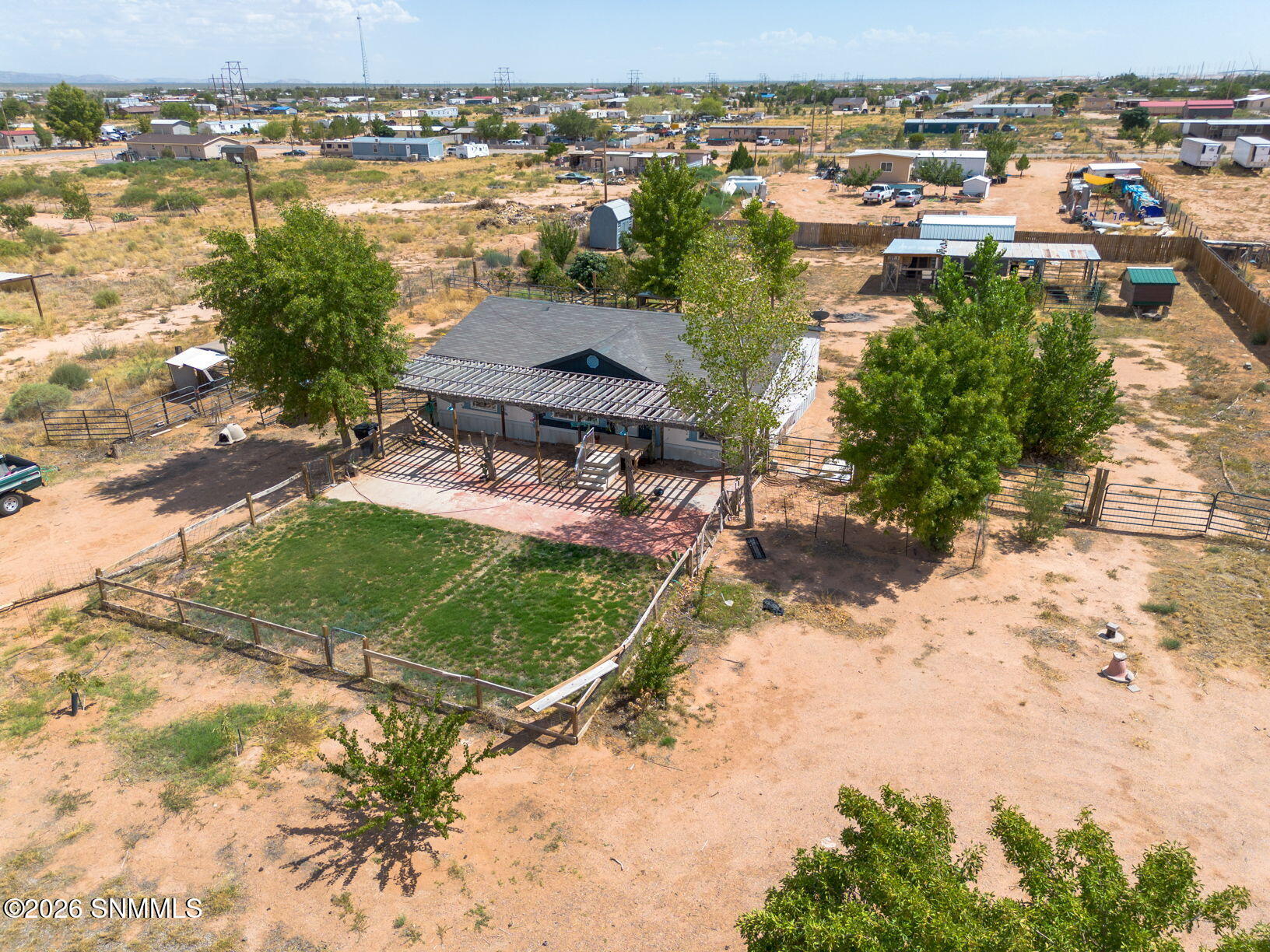 1033 Oasis Drive Property Photo 1