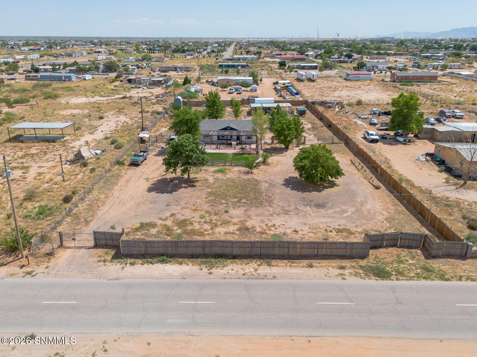 1033 Oasis Drive Property Photo 3