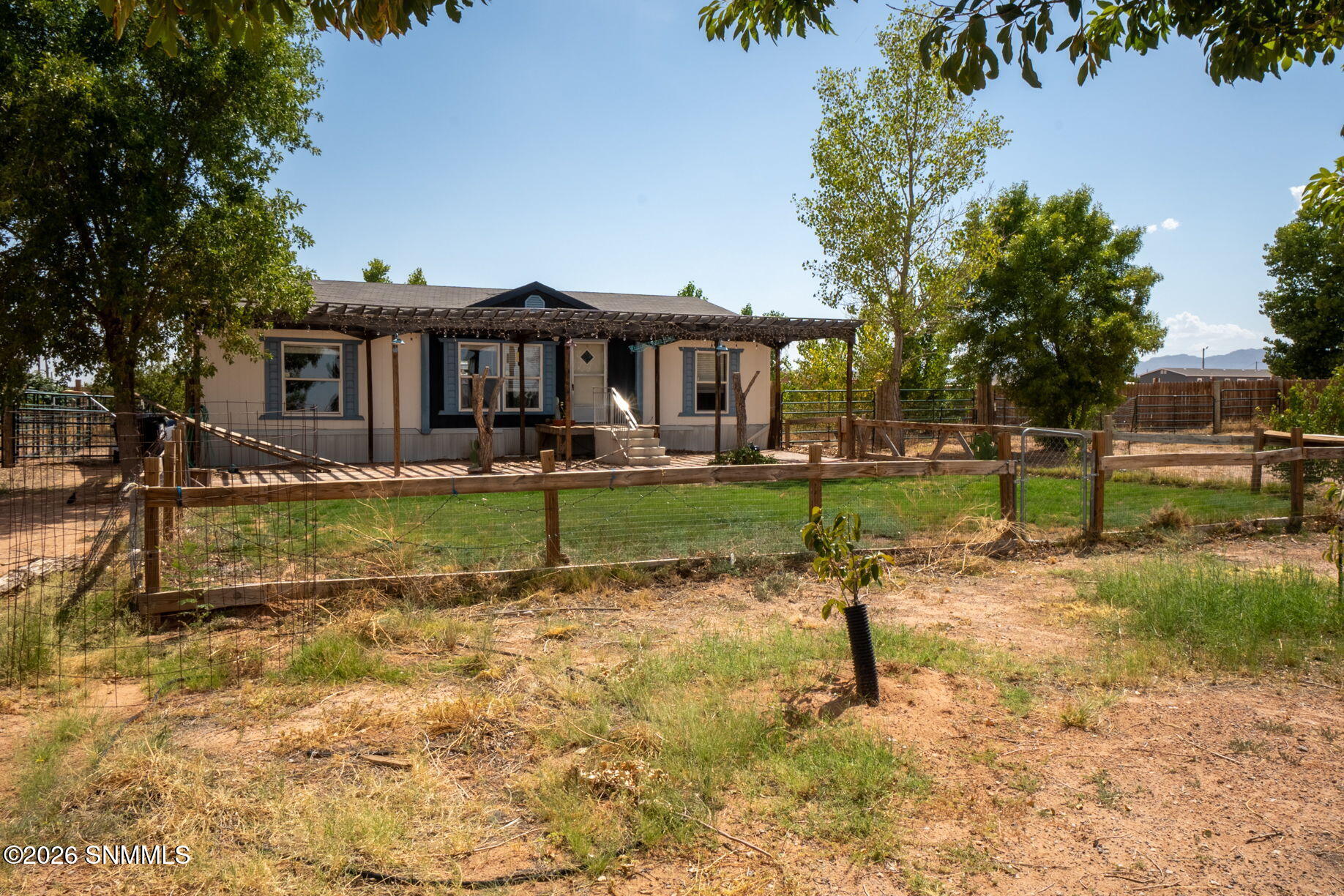 1033 Oasis Drive Property Photo 4