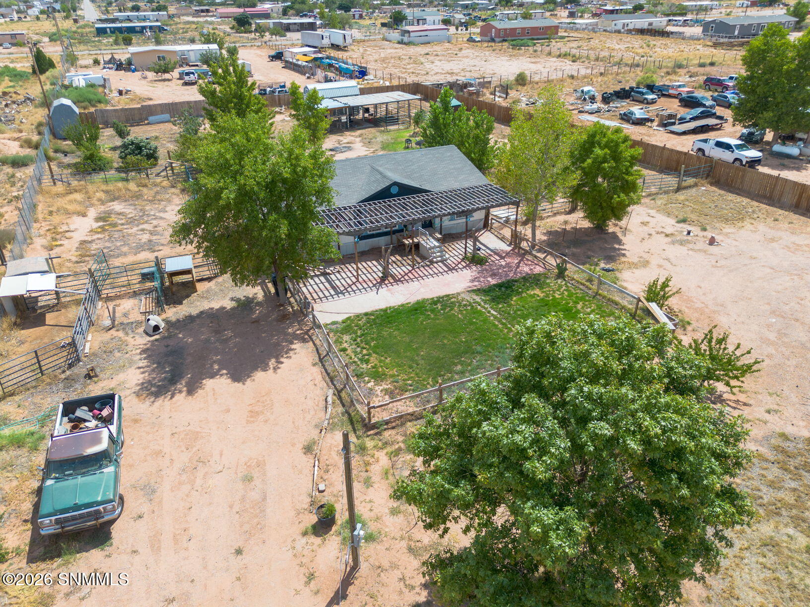 1033 Oasis Drive Property Photo 10