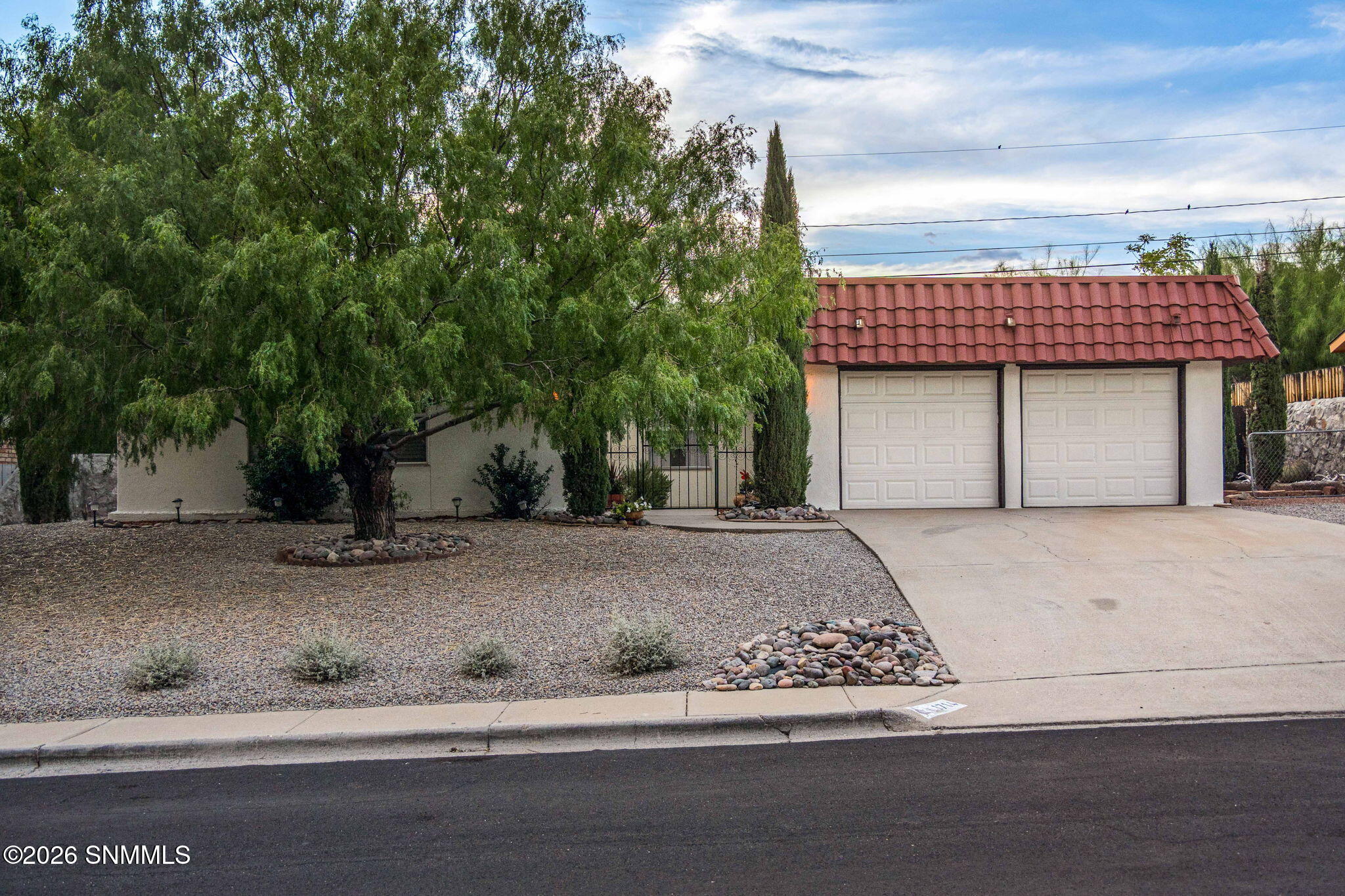1714 Royal Drive Property Photo 1