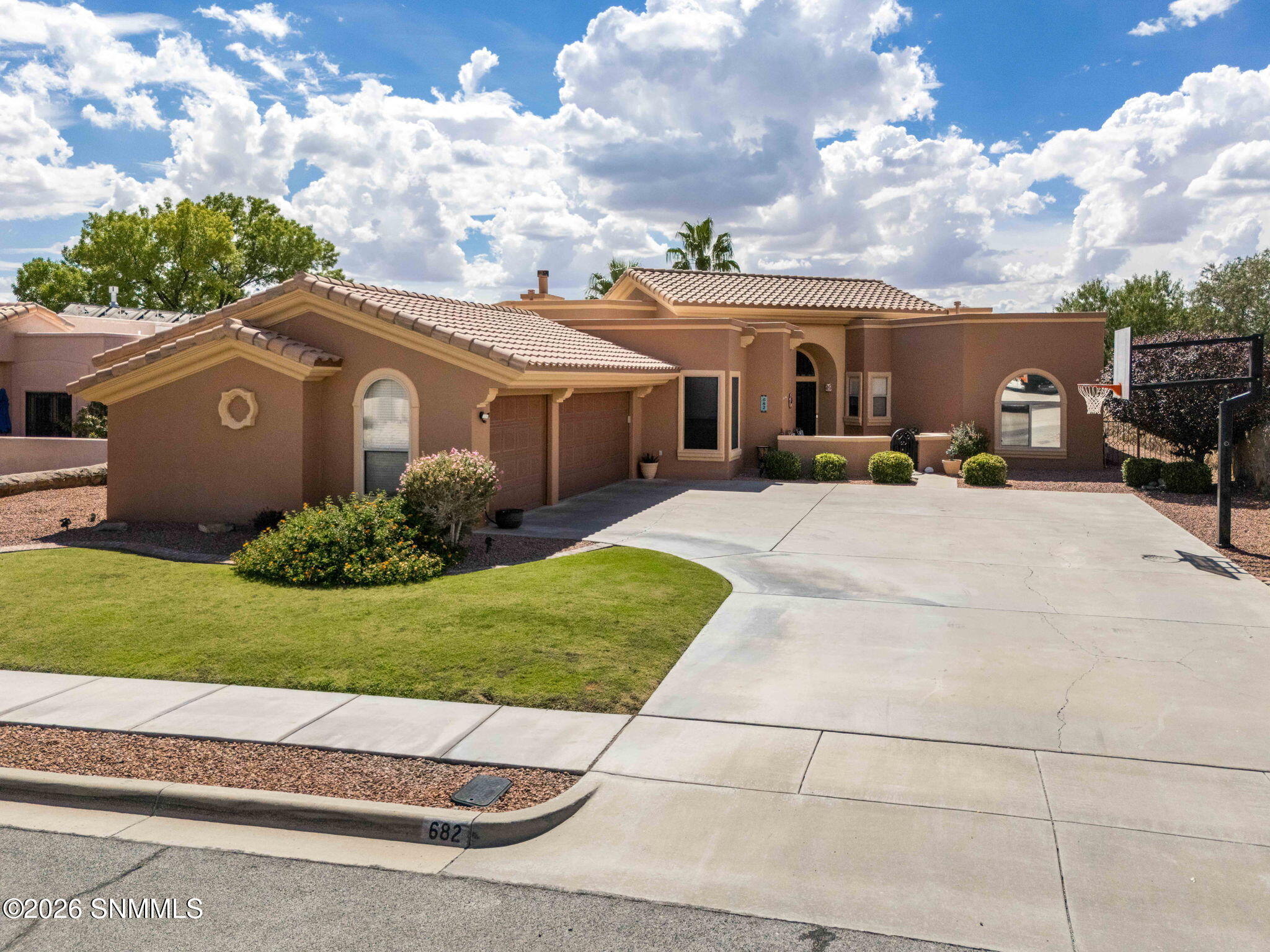 682 Stone Canyon Drive Property Photo 68