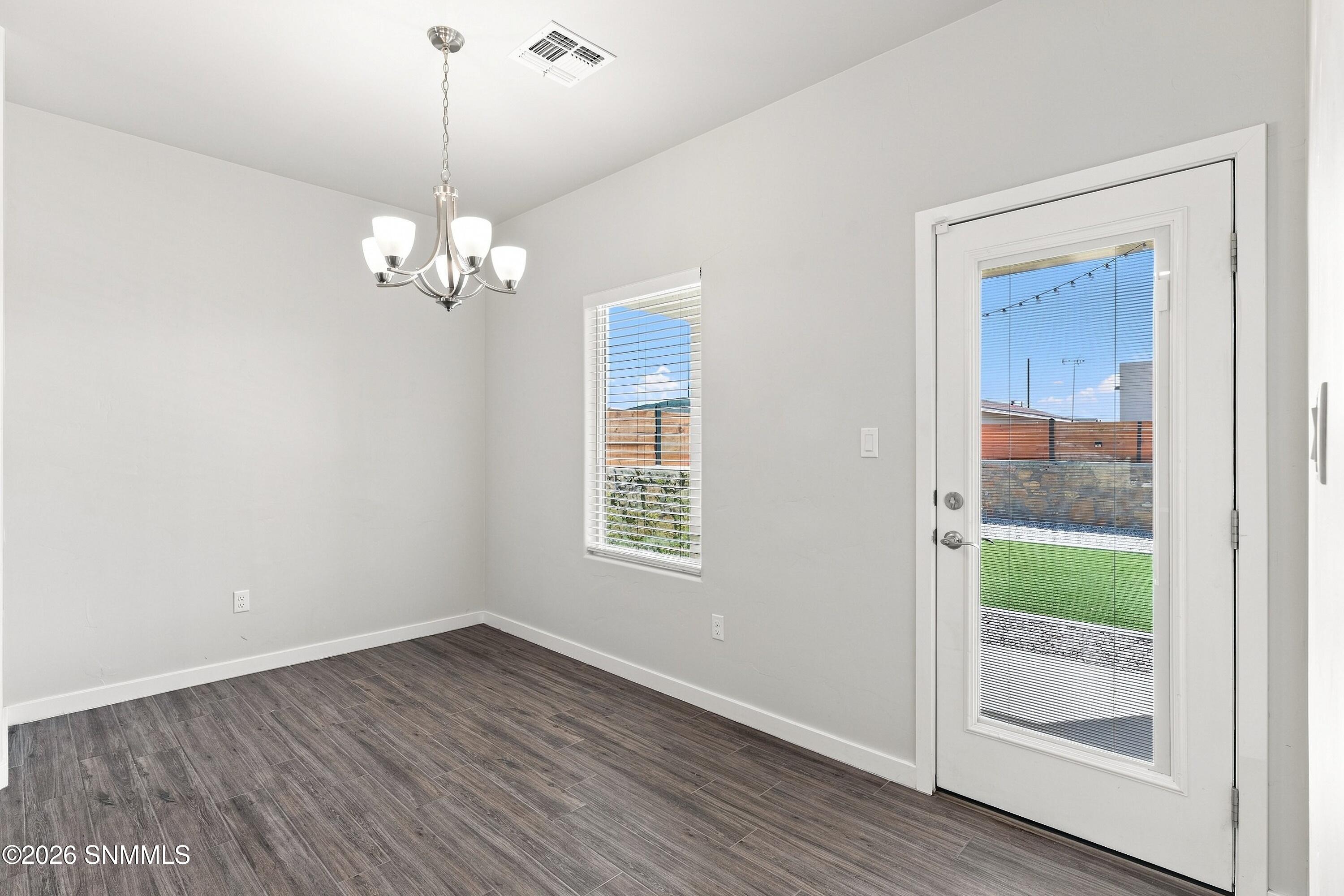 6914 Orinoco Street Property Photo 15