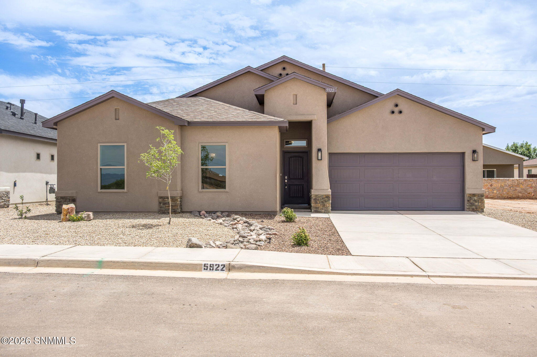 5922 Diaz Loop Property Photo 1
